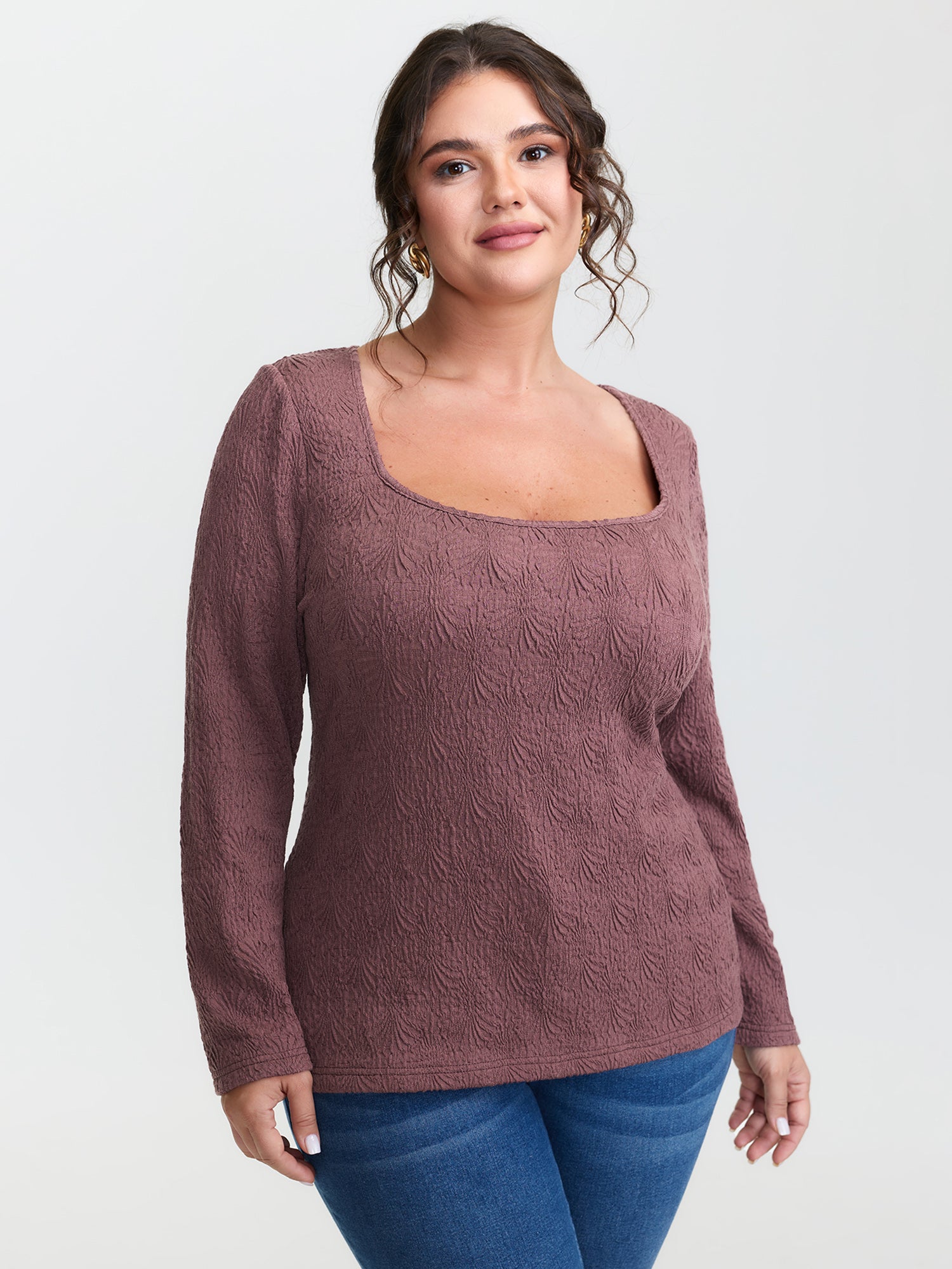 Textured Scoop Neck Fitted T-Shirt