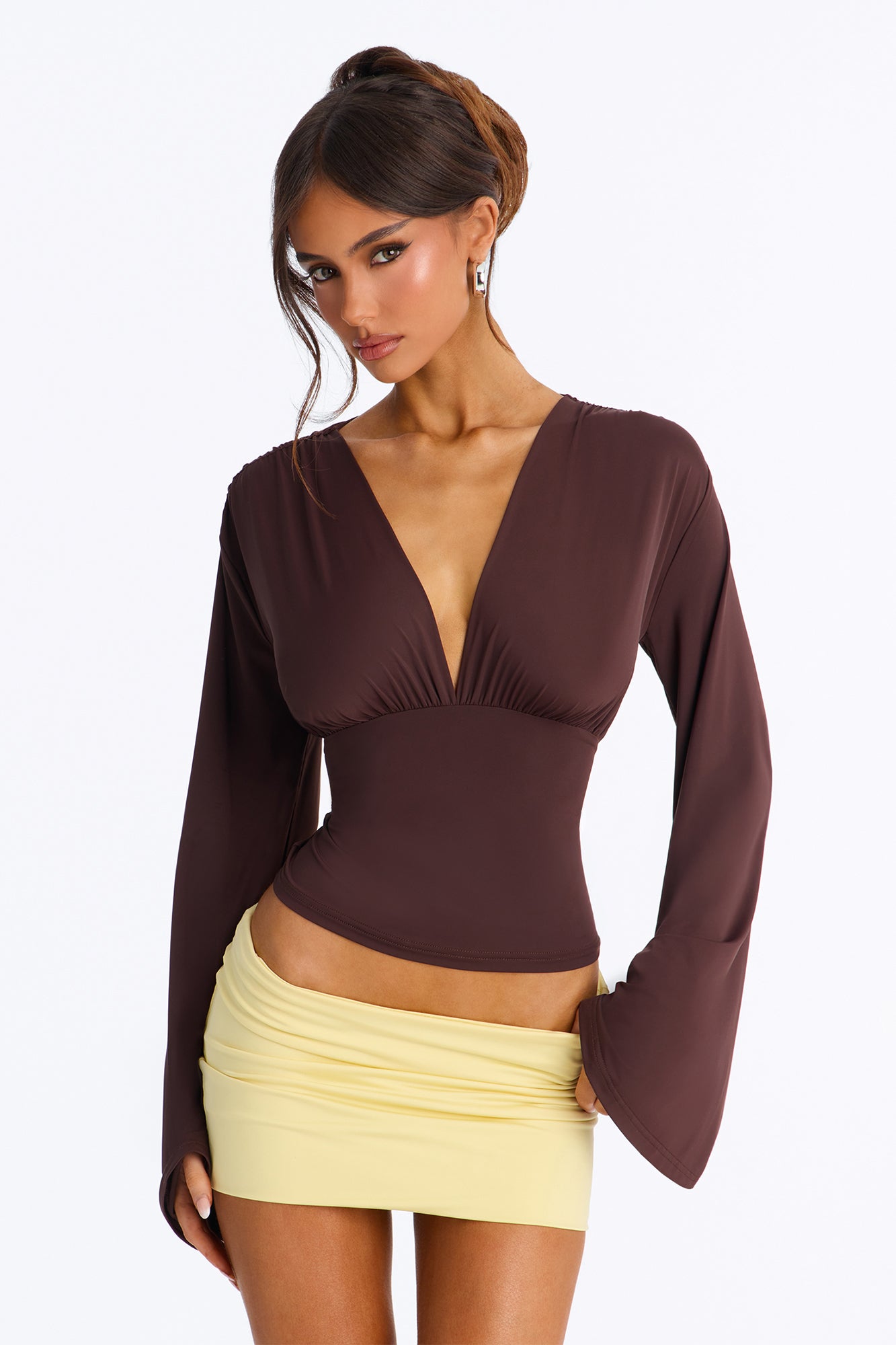 Miranda Ruched Long Sleeve V-Neck Top - Chocolate