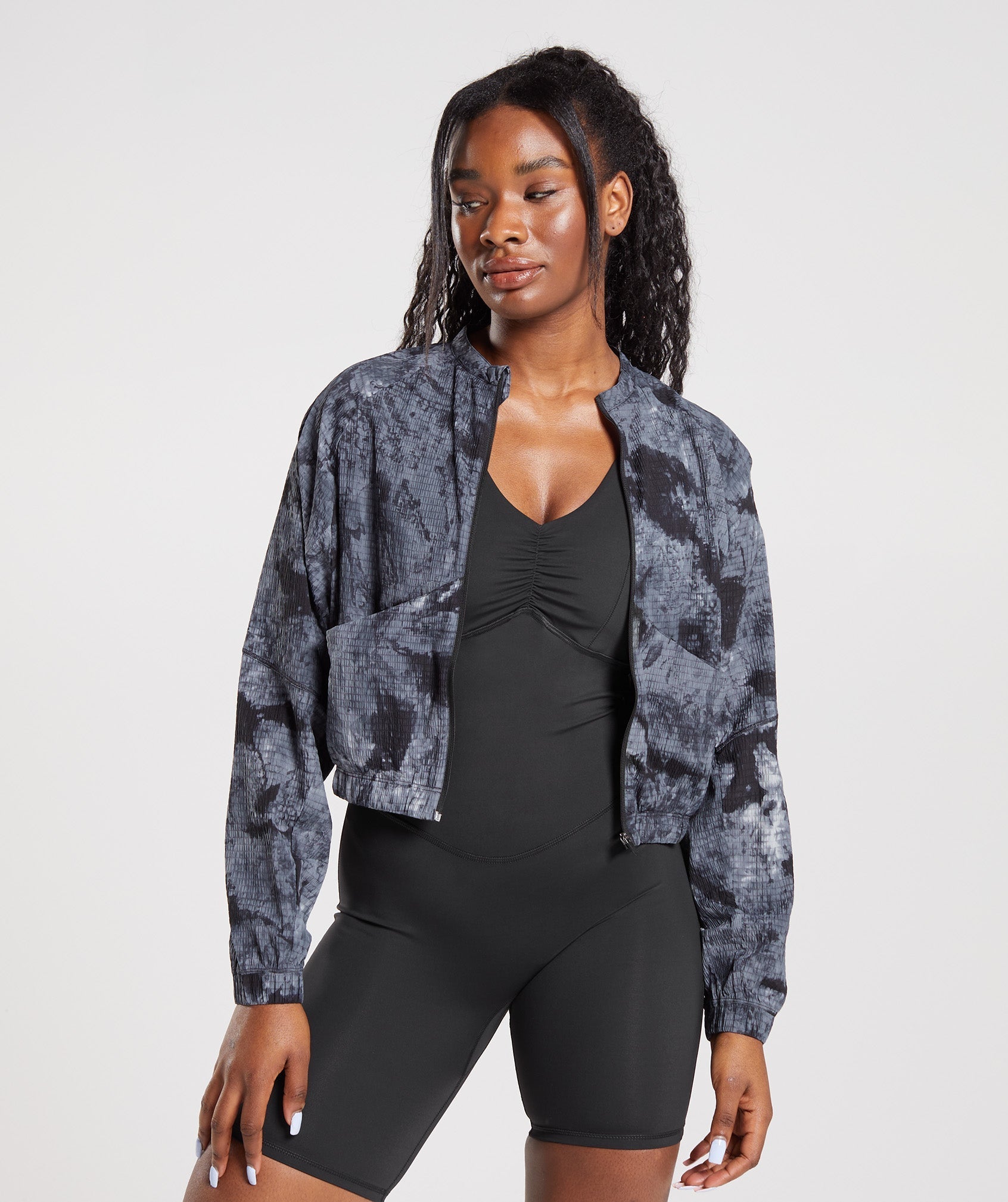 Gymshark Elevate Woven Jacket - Light Grey/Coin Grey/Black