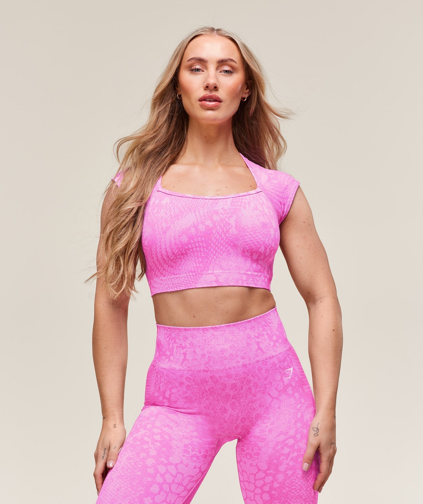 Gymshark Adapt Animal X Whitney Seamless Crop Top - Sour Pink/Vibrant Pink