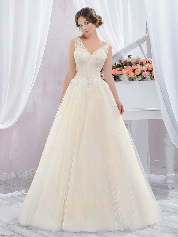 Trendy V-Neck Sleeveless Tulle Floor-Length Wedding Dresses