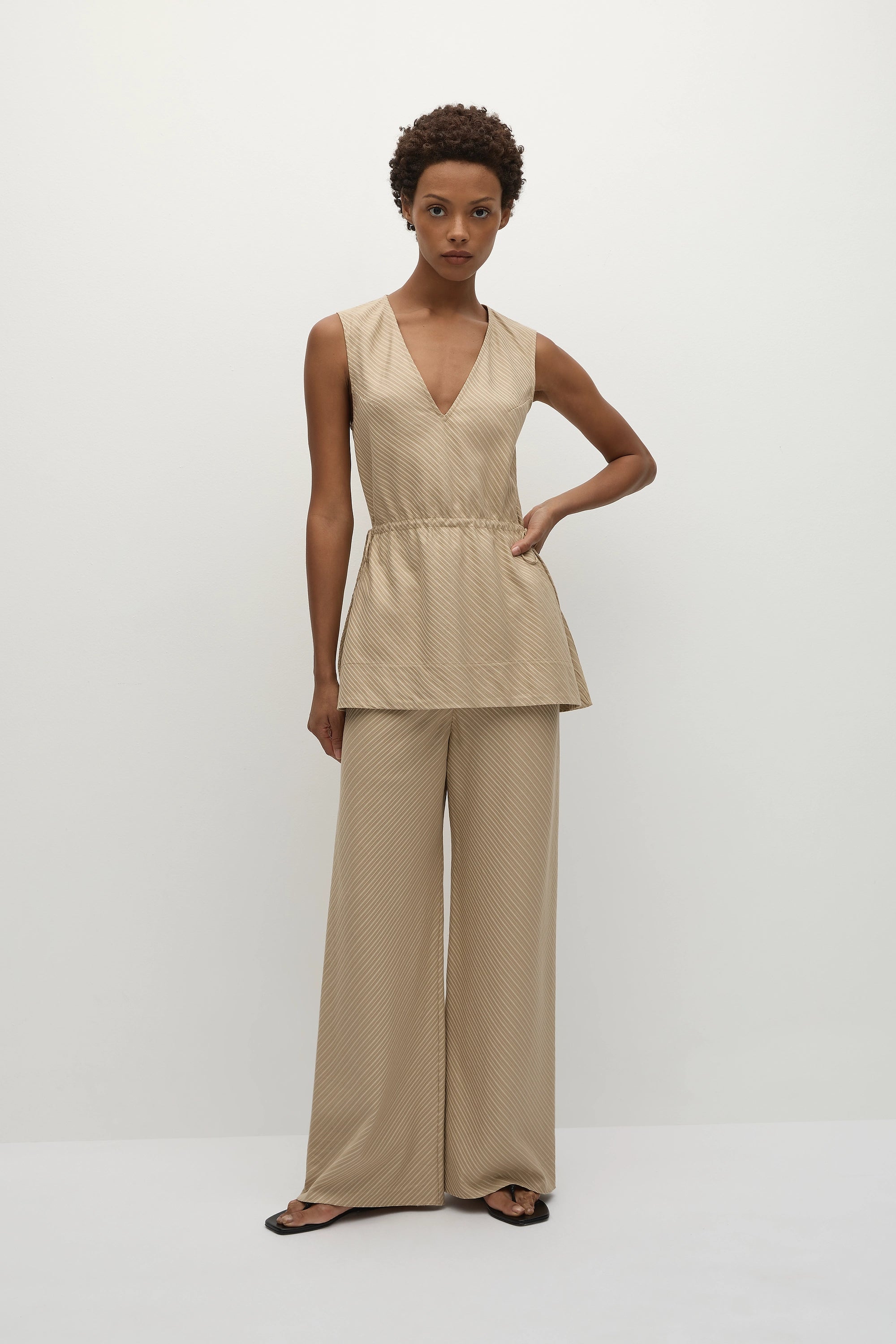 Selan Top Pinstripe Fawn White - Final Sale