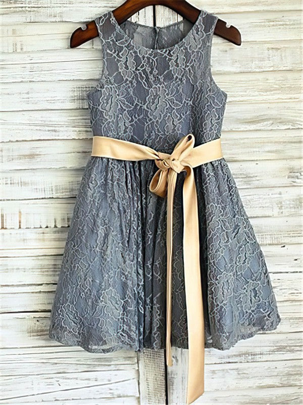 Gorgeous A-Line Scoop Sleeveless Lace Flower Girl Dresses with Sash