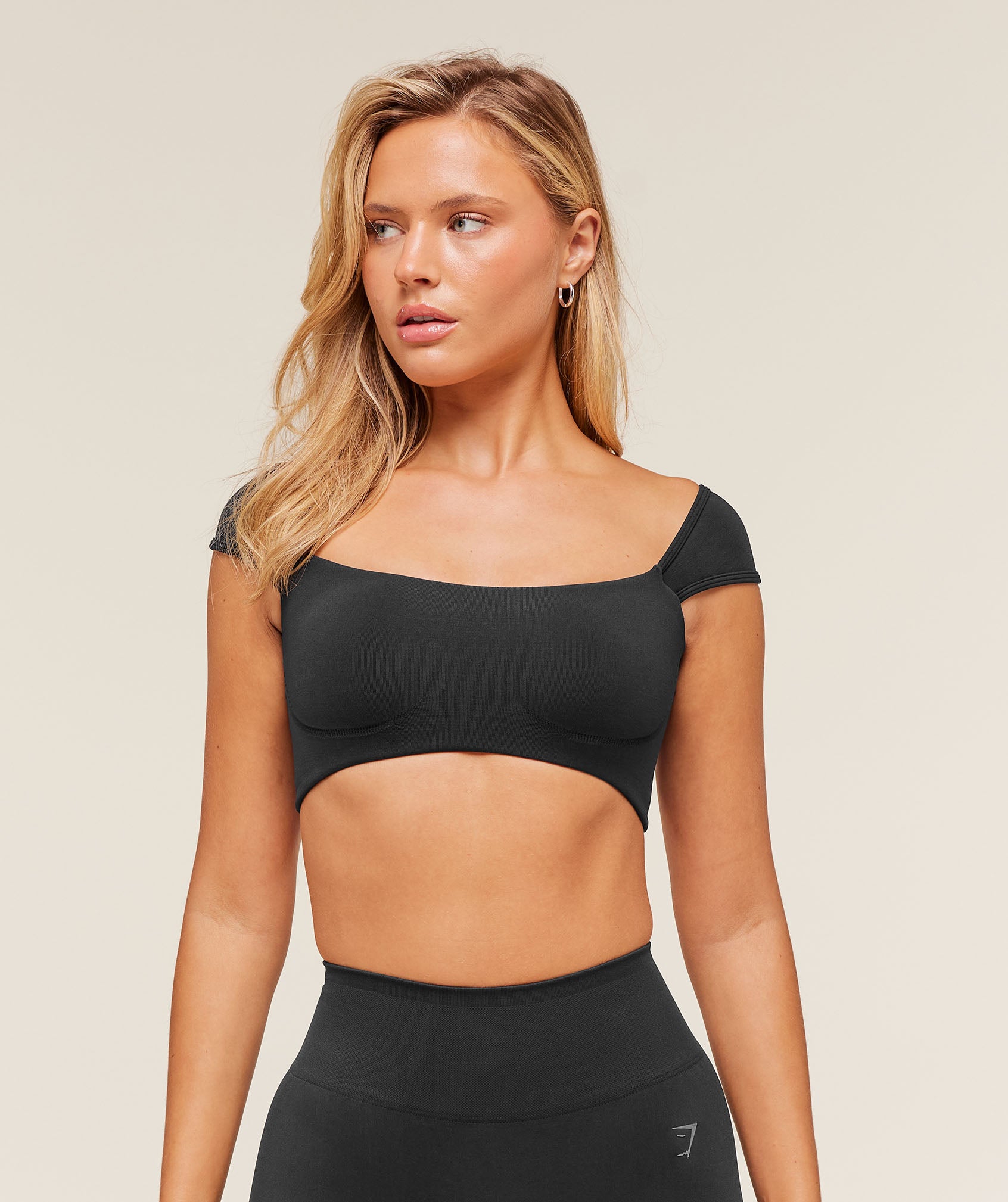 Gymshark Soft Sculpt Cap Sleeve Bralette - Black