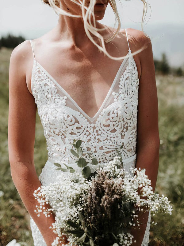 Trendy Cathedral Train V-Neck Spaghetti Straps Lace Mermaid Wedding Dresses with Ribbon