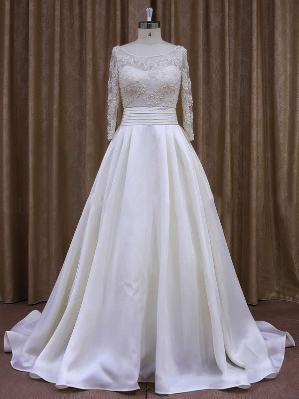 Glamorous Long Sleeves Ball Gown Lace Taffeta Court Train Wedding Dresses with Appliques