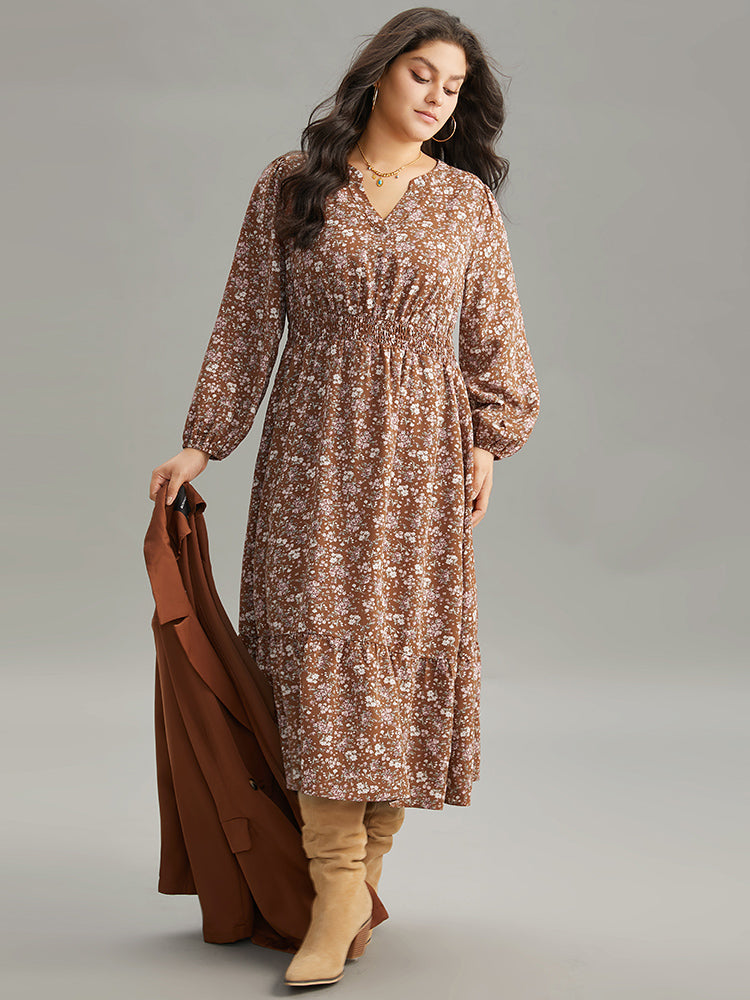 Ditsy Floral Notched Flutter Hem Dress