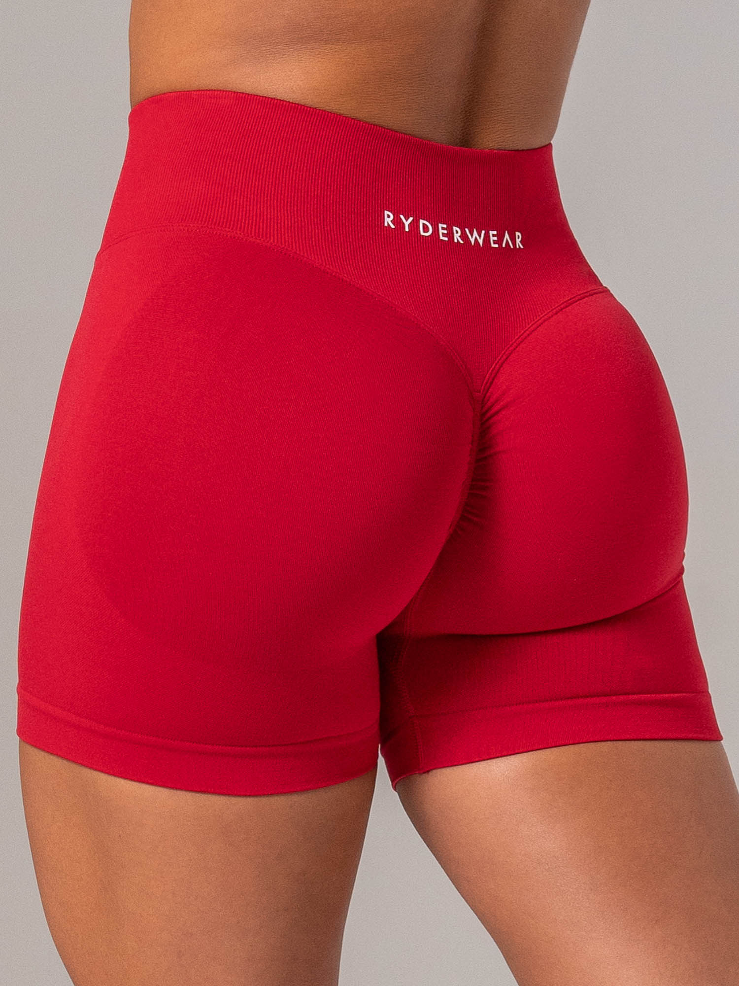Sculpt Seamless Shorts - Cherry