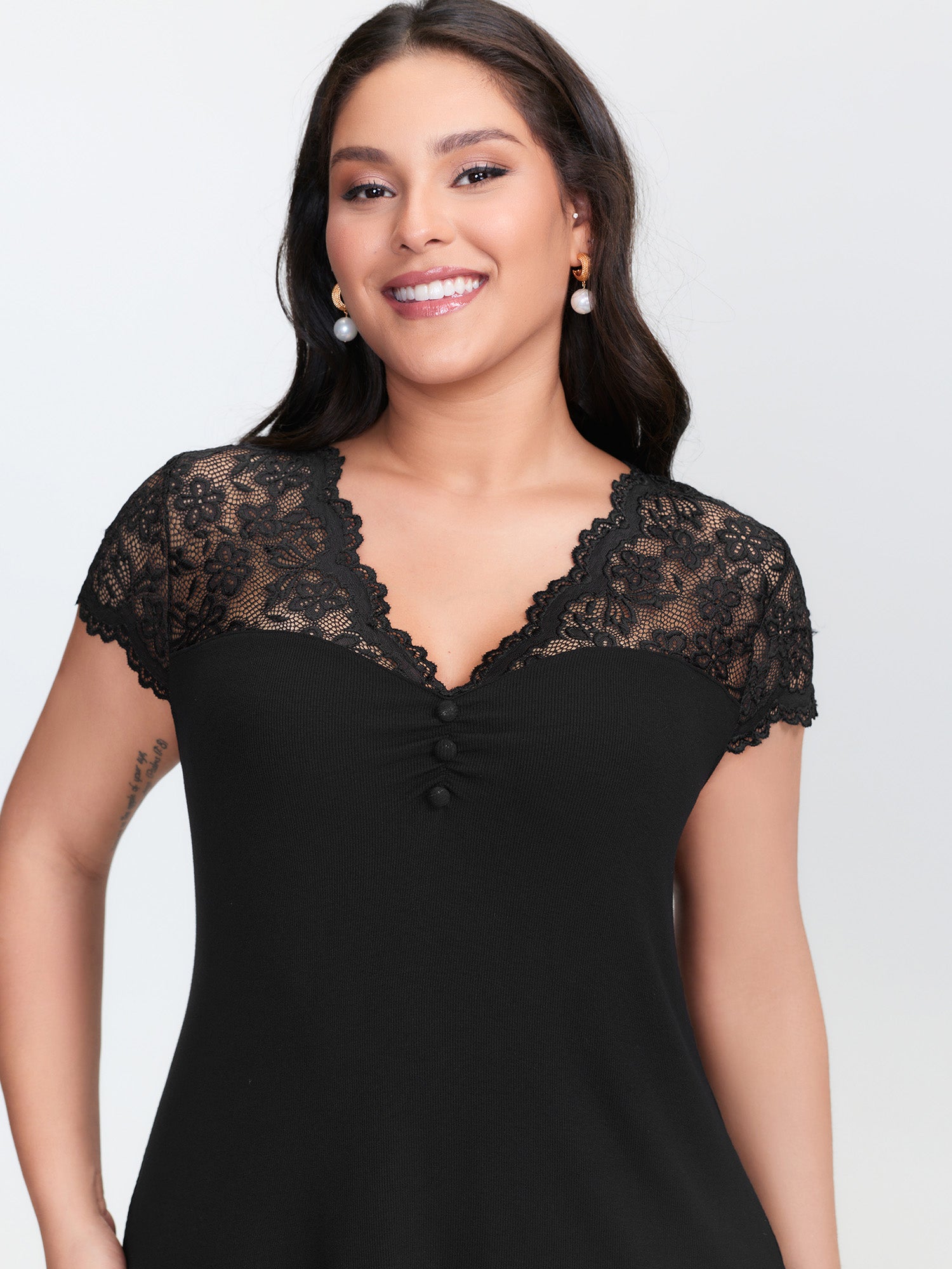 Sheer Lace Neckline Shirred Knit Top