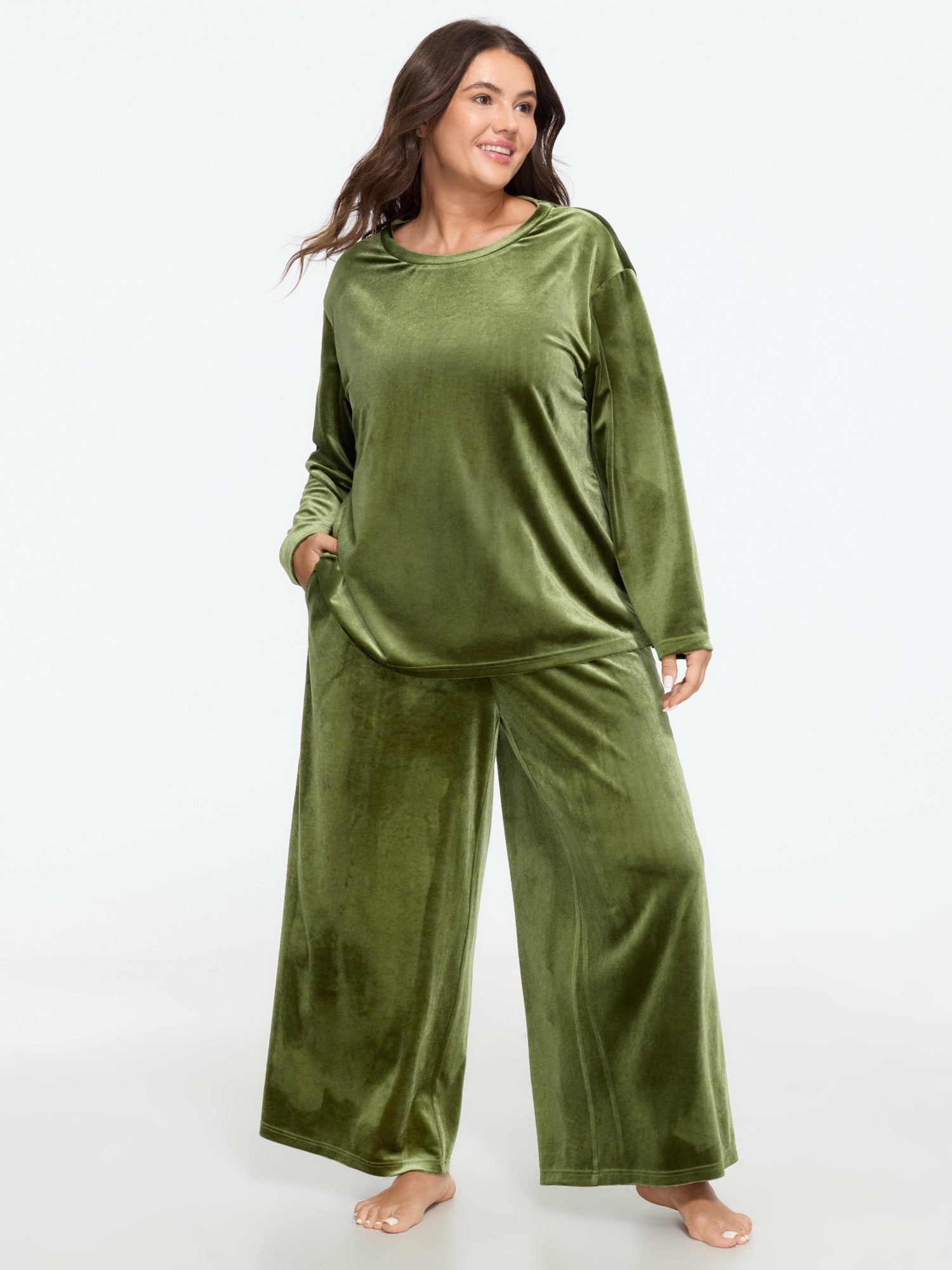 Velvet Crew Neck Pocket Loungewear Set