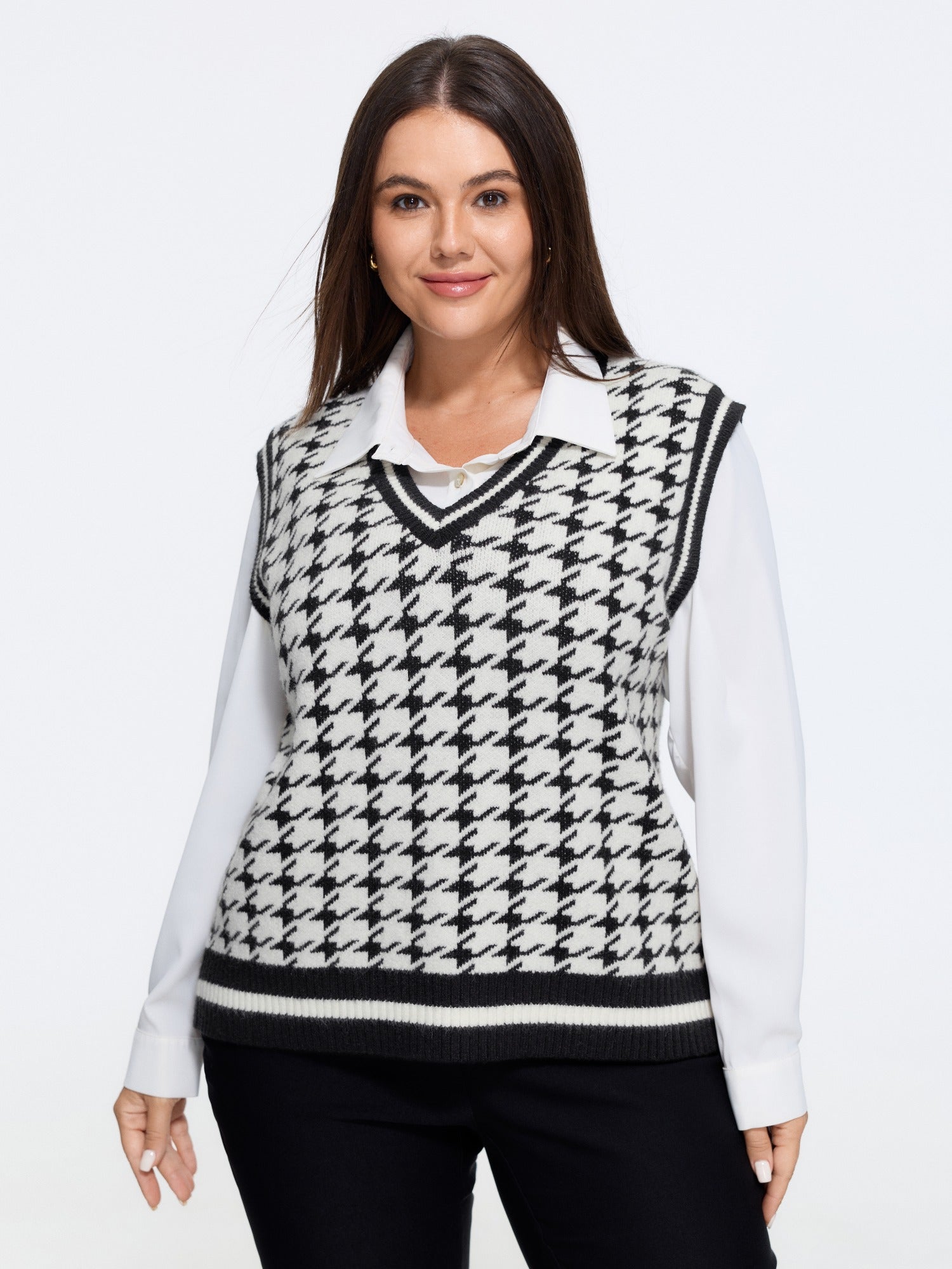 Supersoft Houndstooth V Neck Sweater Vest