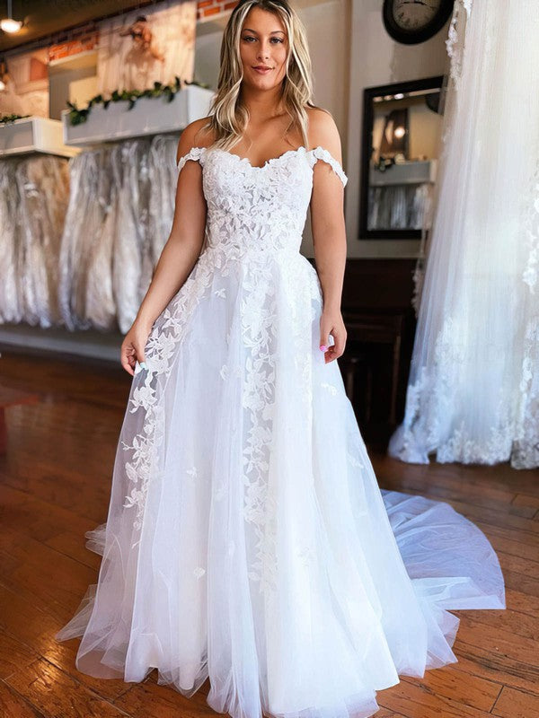 Stunning Off-The-Shoulder Lace Court Train Wedding Dresses with Split