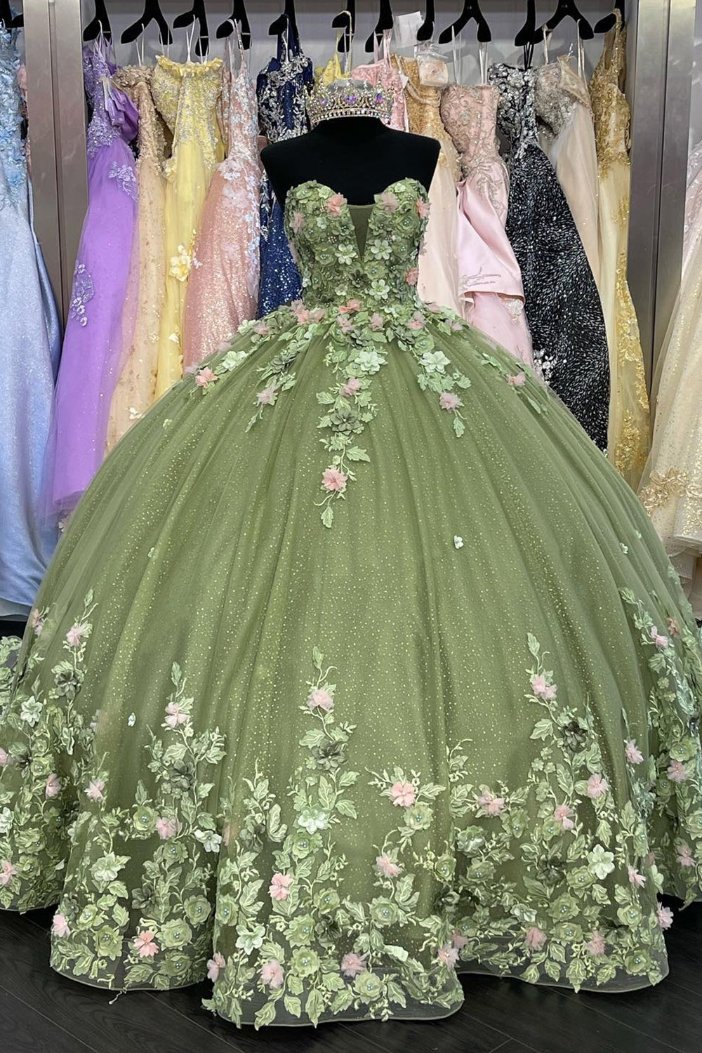 Long Tulle Quinceanera Dress with Sparkly Green Sweetheart Applique and Train