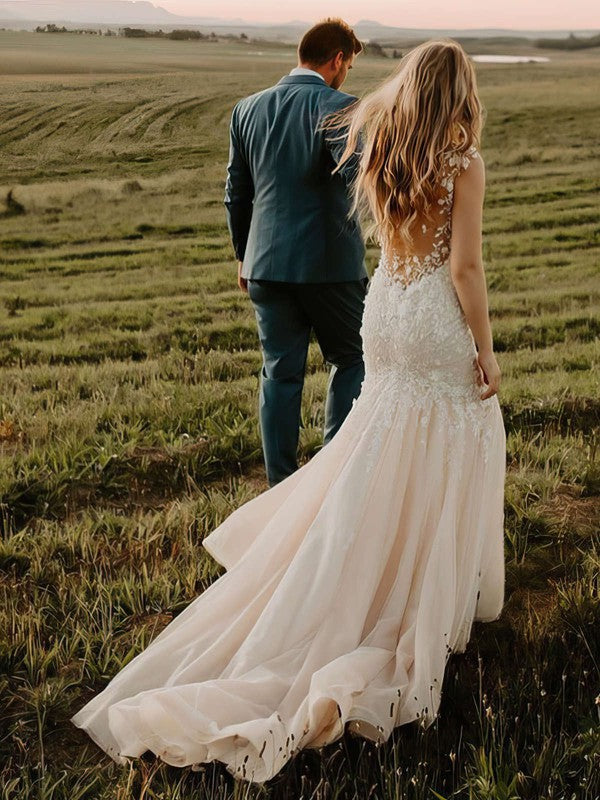 Beautiful Mermaid Sleeveless Tulle Court Train Lace Wedding Dresses with Beads
