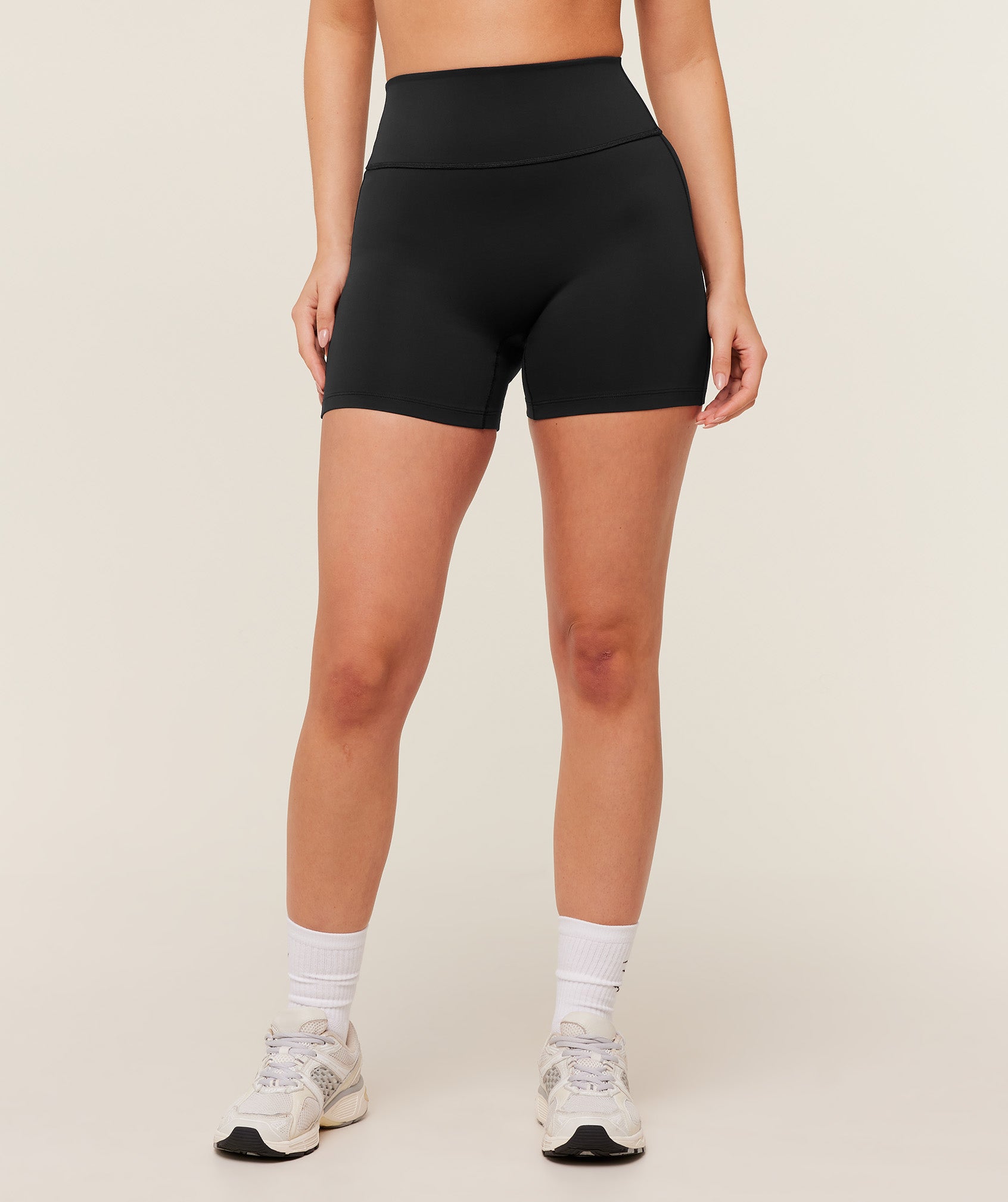 Gymshark Flow Bodyfit Short - Black