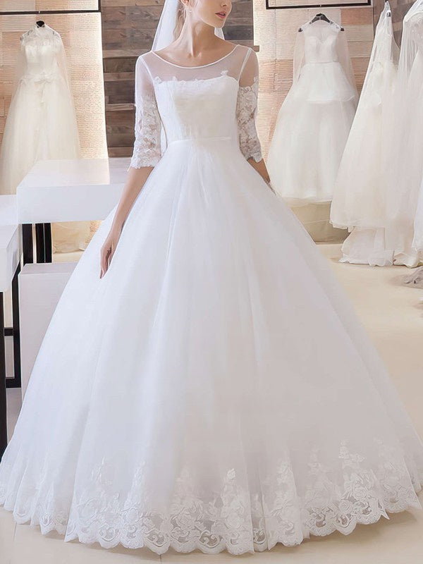 Beautiful Ball Gown 3/4 Long Sleeves Tulle Lace Floor-Length Wedding Dresses with Appliques