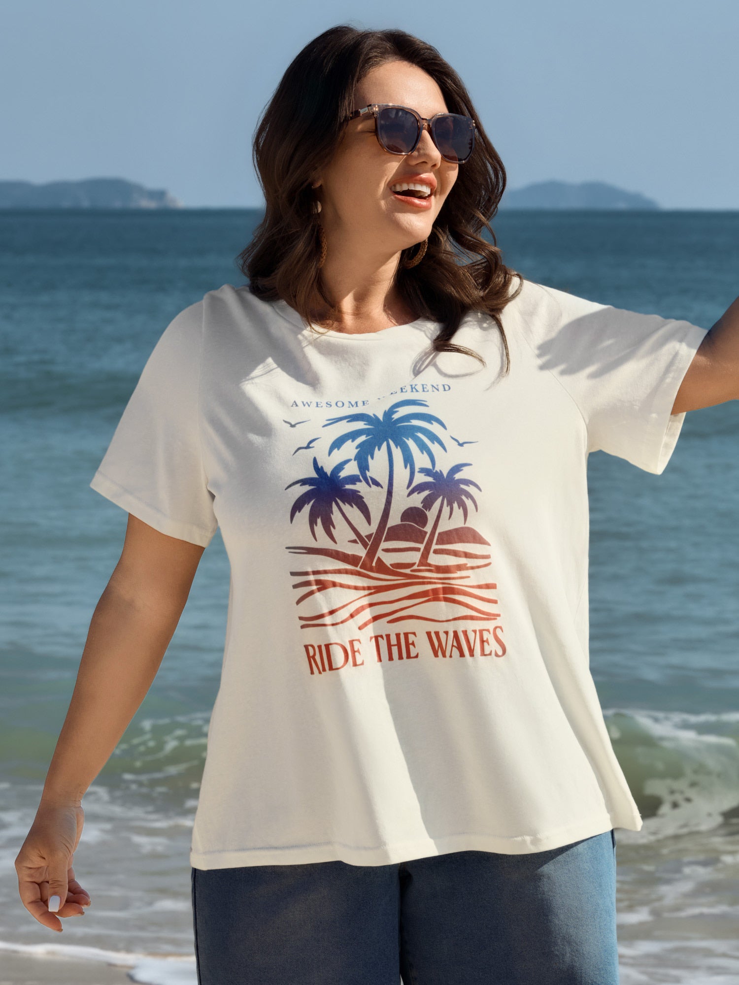 Island Print Round Neck Plain T-Shirt