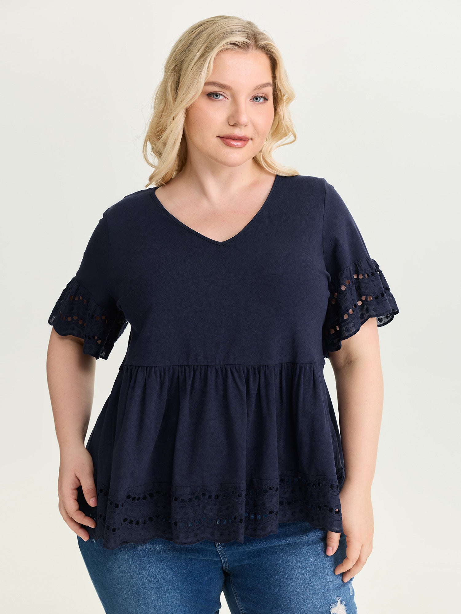 Lace Trim V-Neck Plain Knit Top