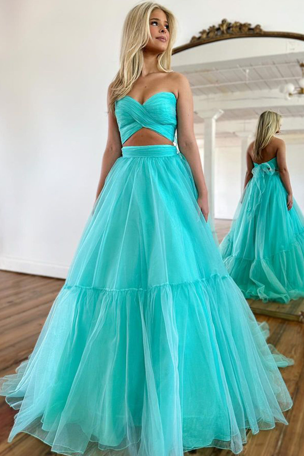 Light Green Long Sweetheart Prom Dress with Bowknot in Two Pieces