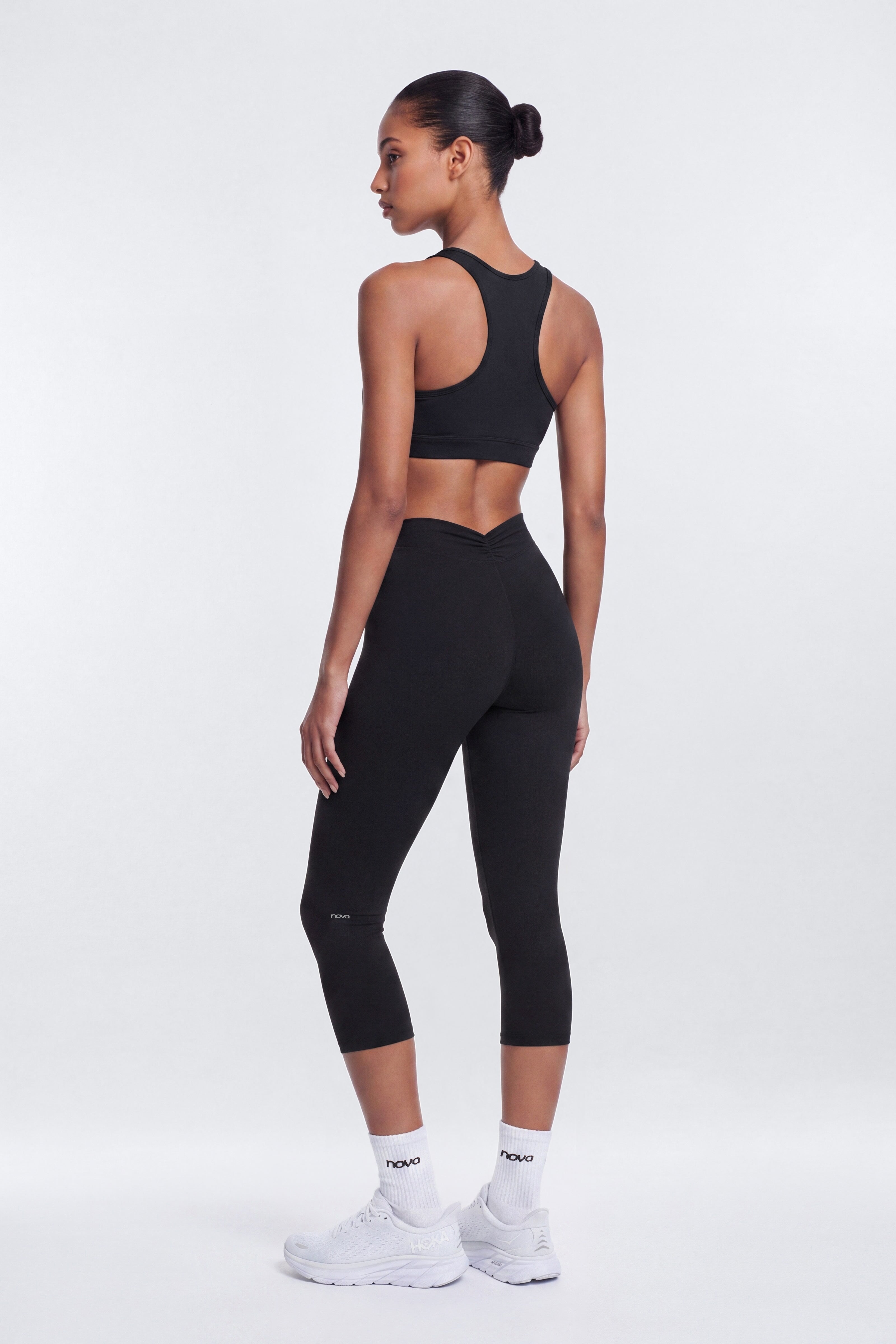 ProStretch™ 17″ Deep V Back Capri Legging - Black