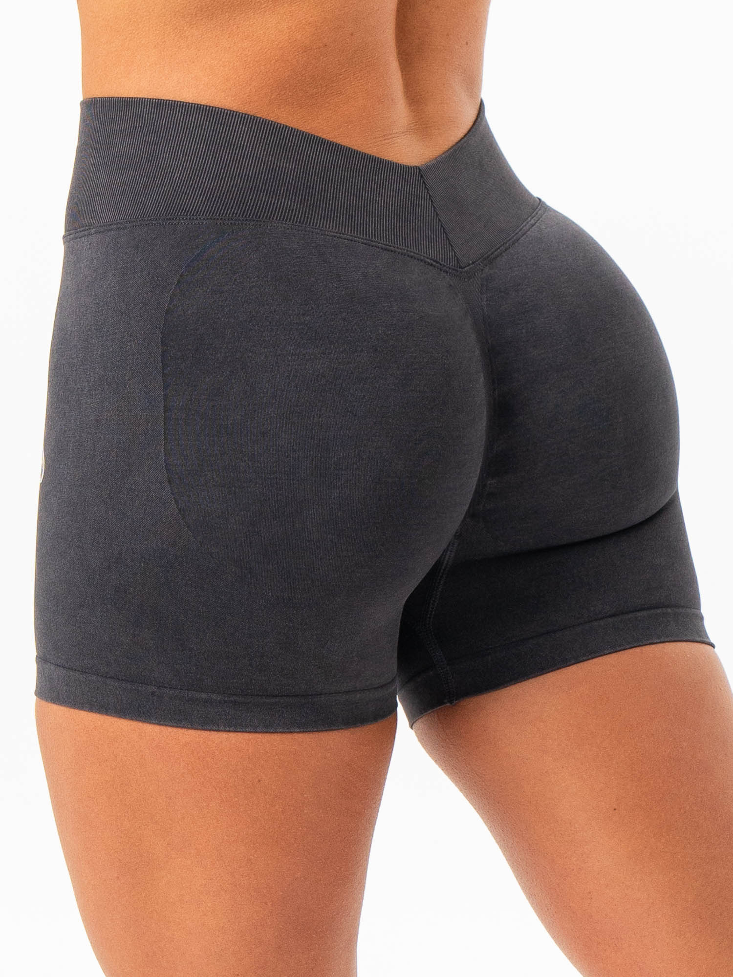 Stonewash Seamless V Back Shorts - Black