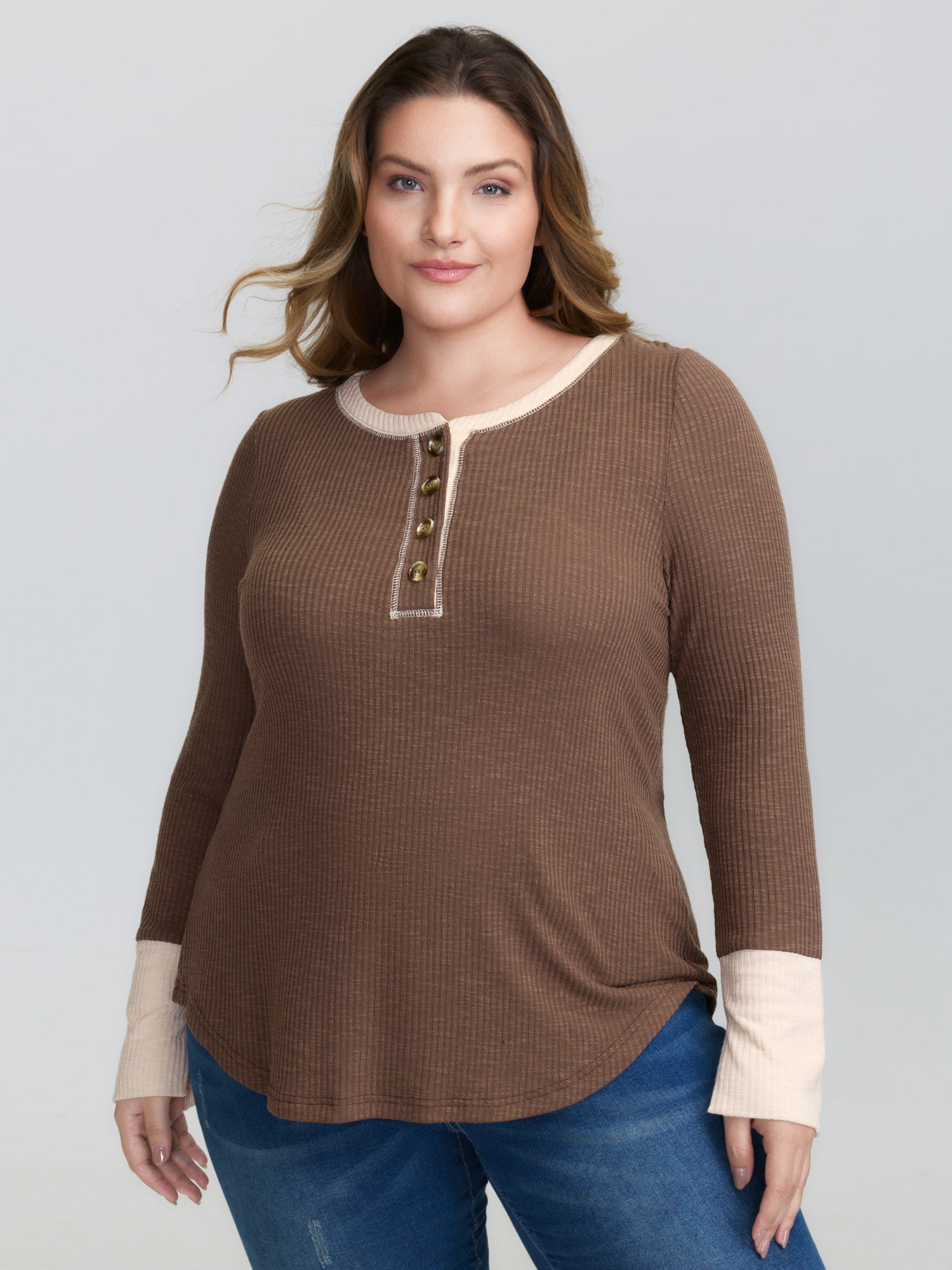 Ribbed Button Color Contrast T-Shirt