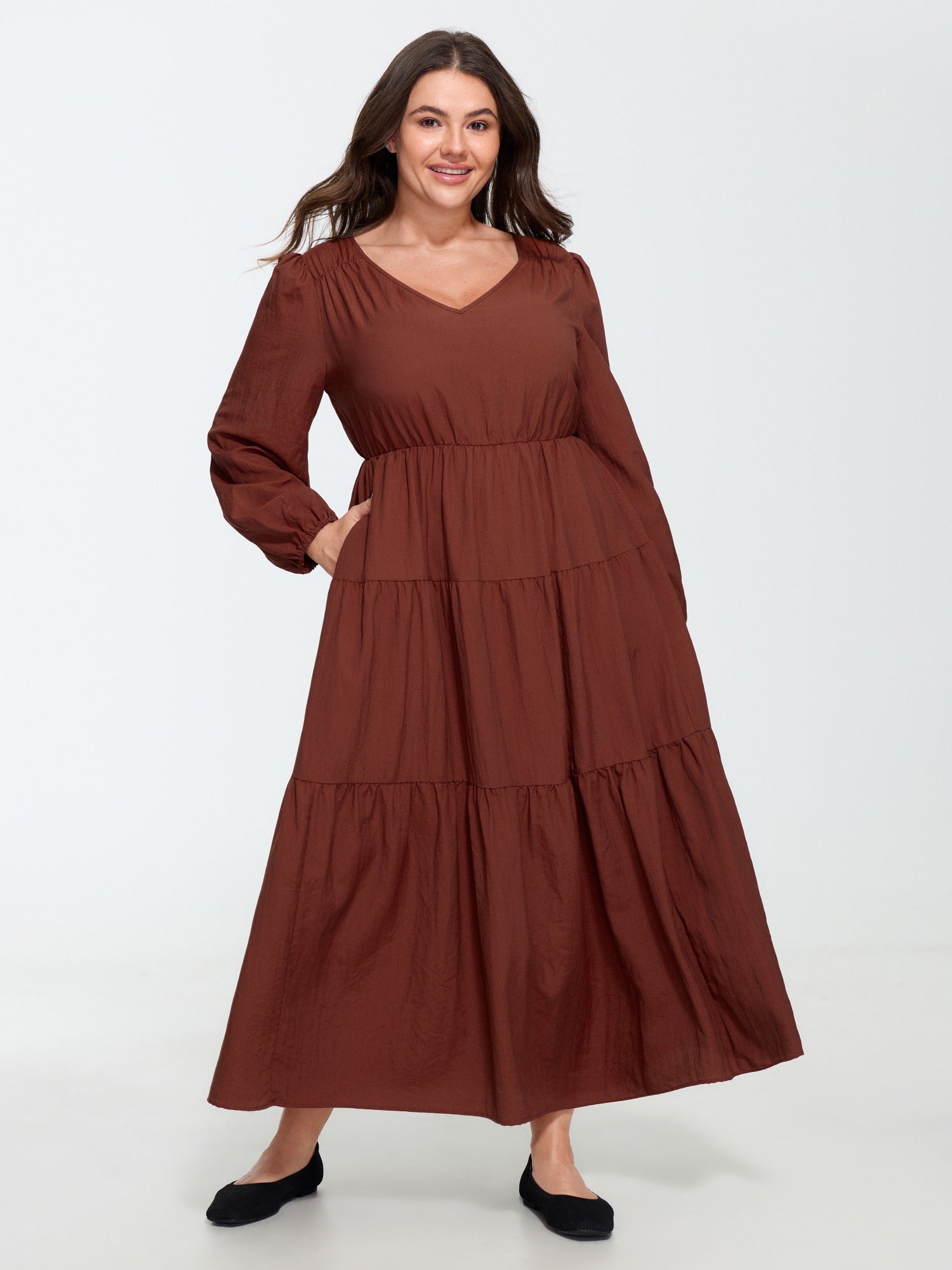 V‑Neck Bubble Long Sleeve Tiered Maxi Dress