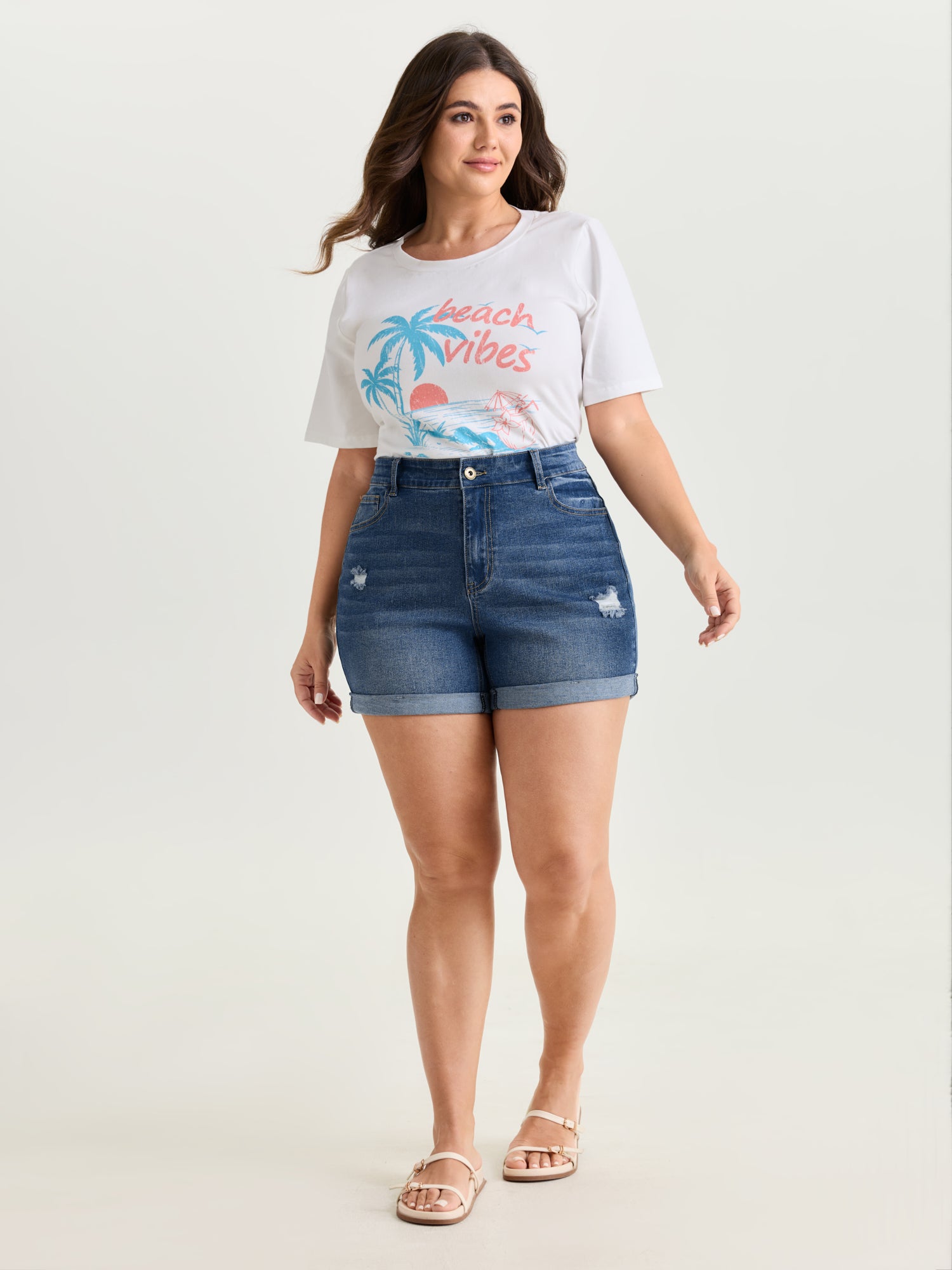 Stretchy Folded Hem Skinny-Fit Denim Shorts