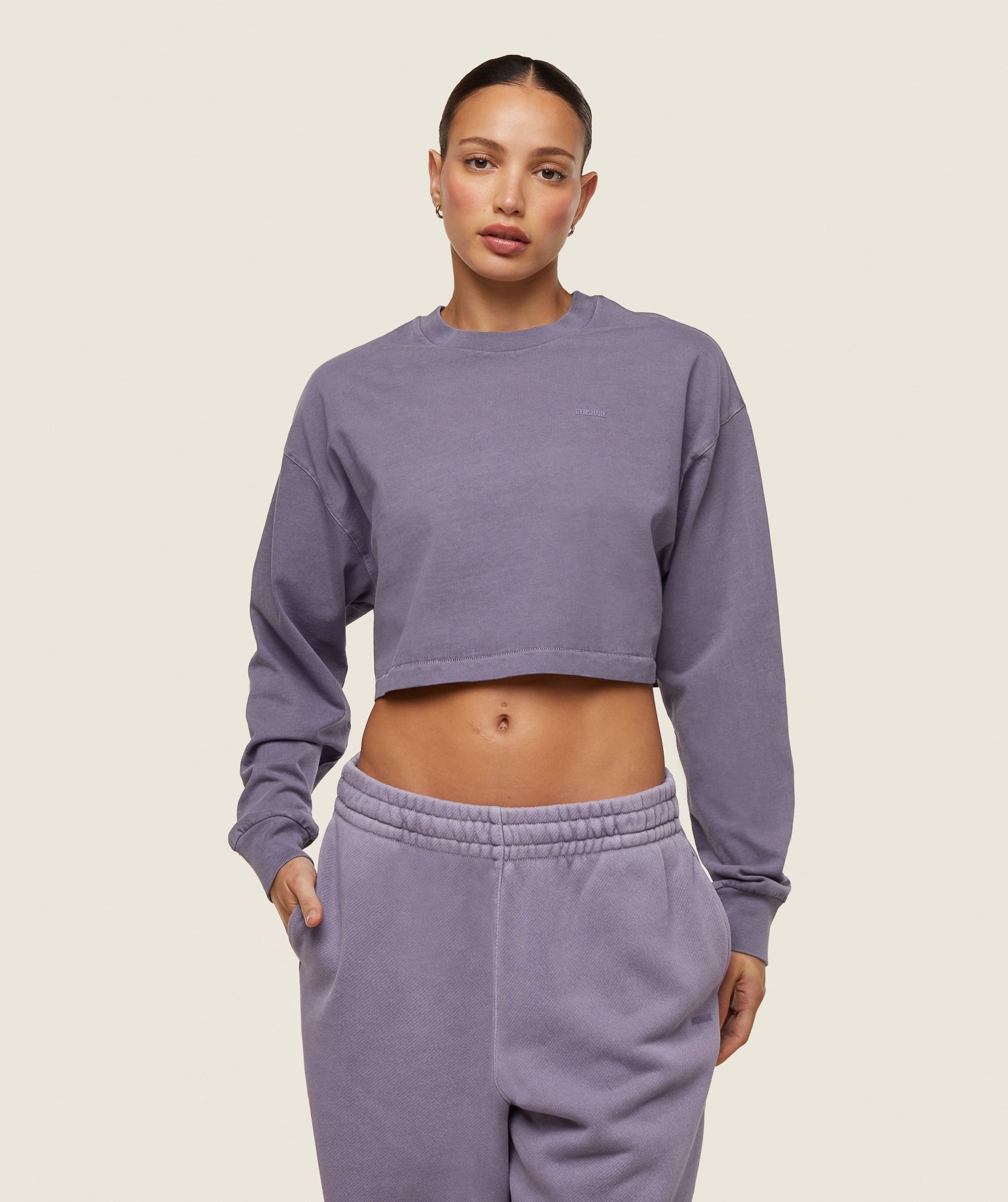 Gymshark everywear Cropped Long Sleeve Tee - Fog Purple/Pigment Garment Dye + Wash