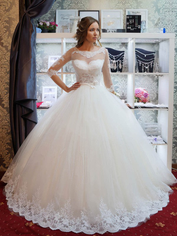 Glamorous 3/4 Long Sleeves Tulle Floor-Length Ball Gown Wedding Dresses with Appliques