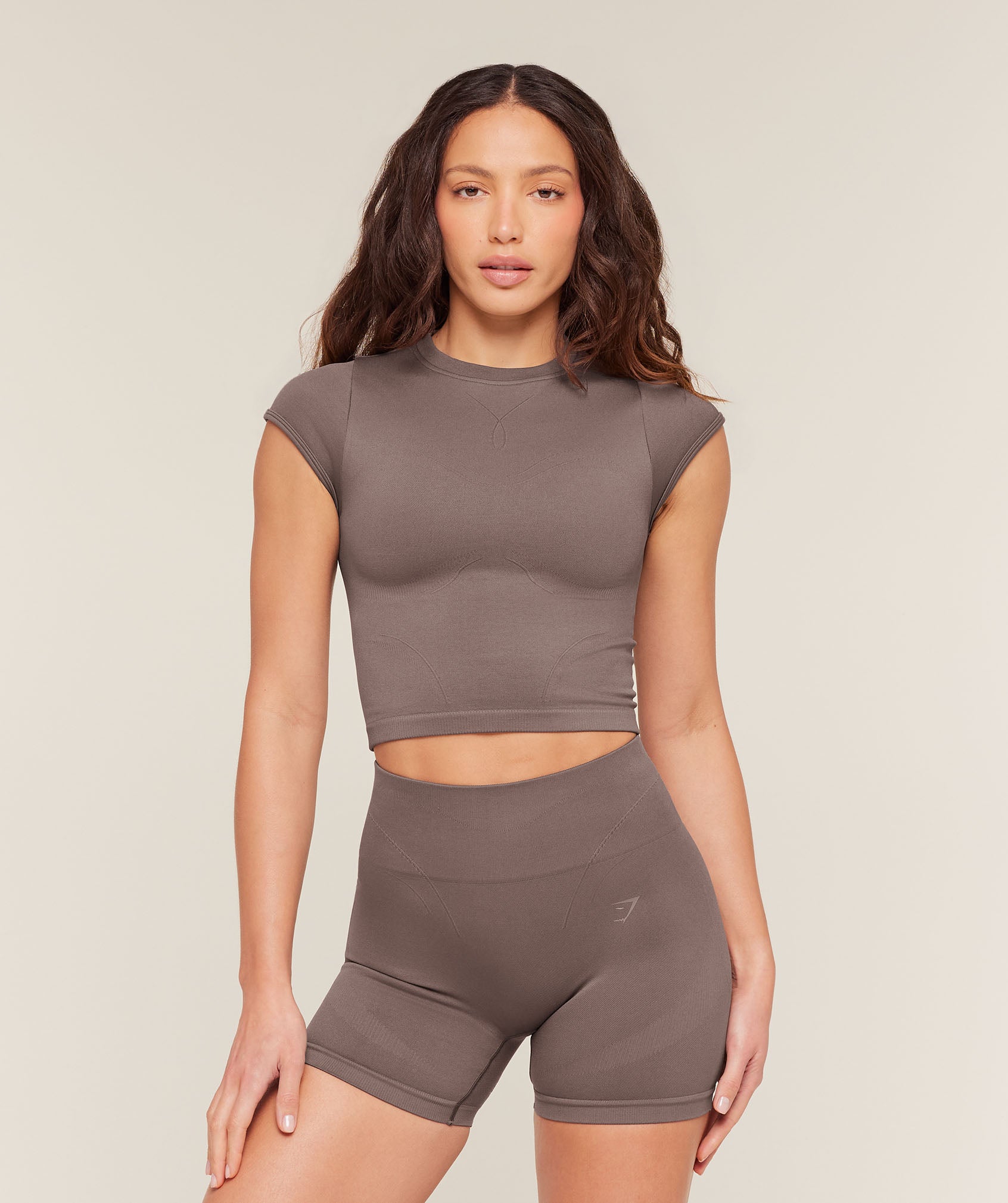Gymshark Poise Crew Neck Short Sleeve Top - Cool Brown