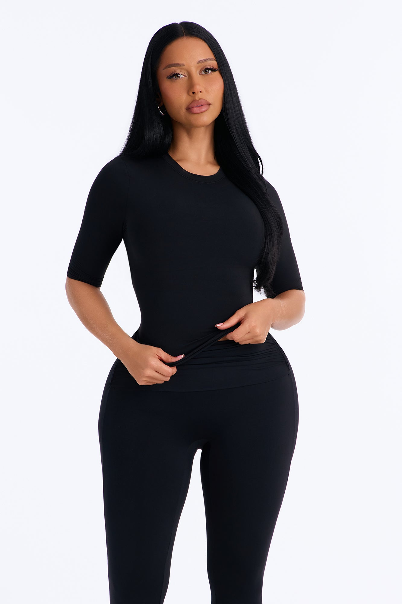 Second Skin Double Lined Crew Neck Elbow Sleeve Top - Black