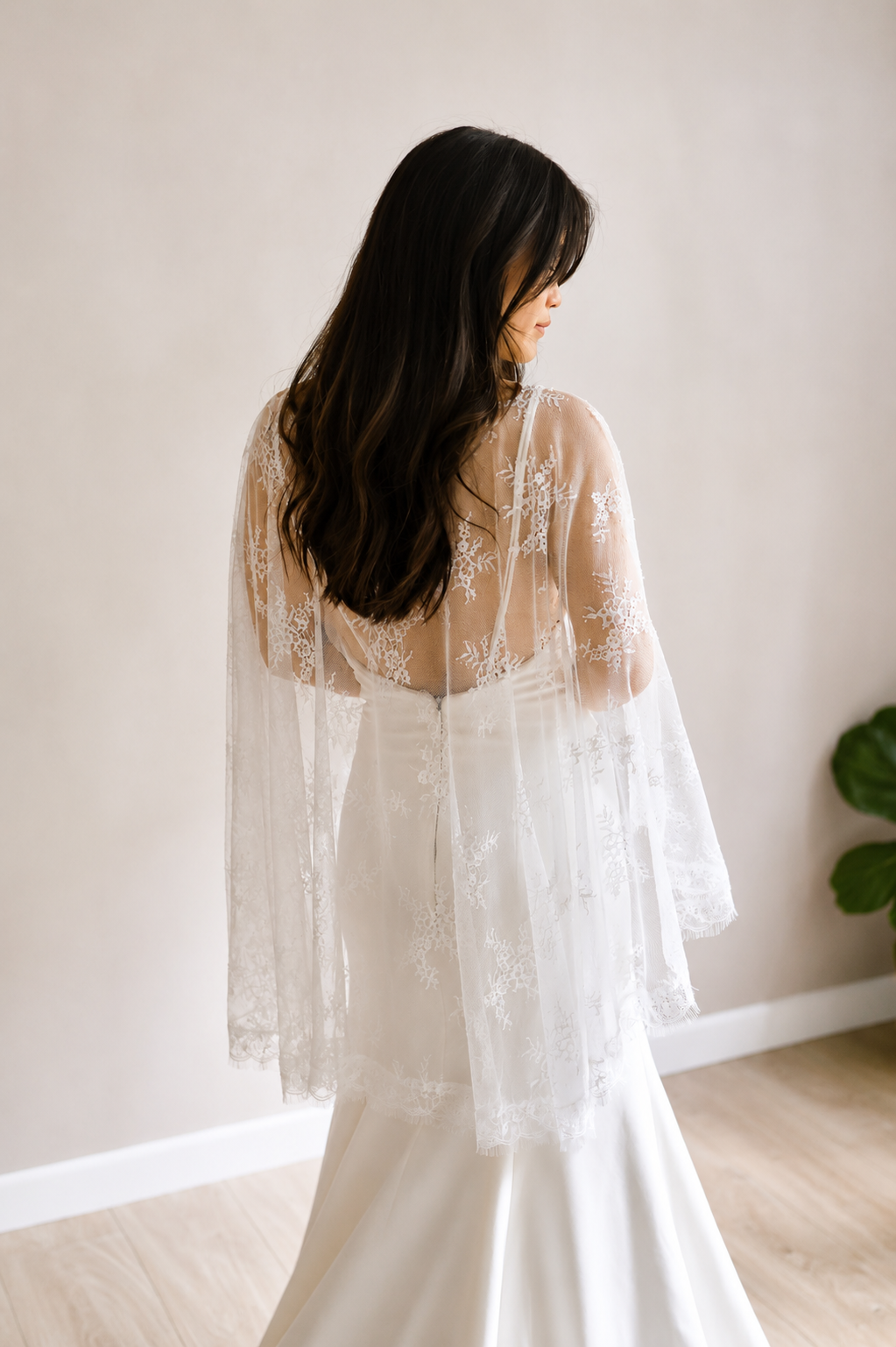 Full Lace Bridal Capelet