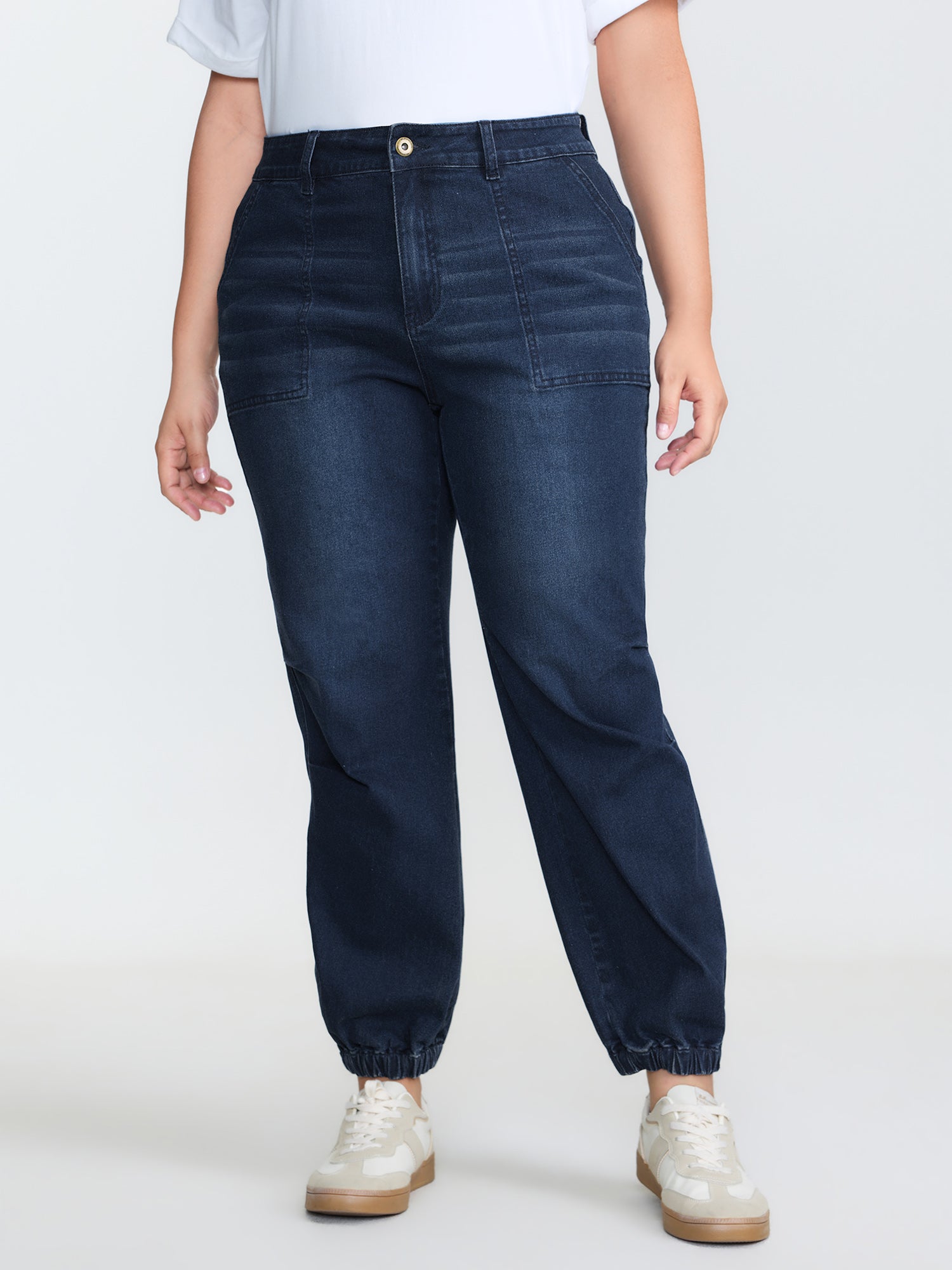 Stretchy Cuff Pocket Mid-Rise Jeans