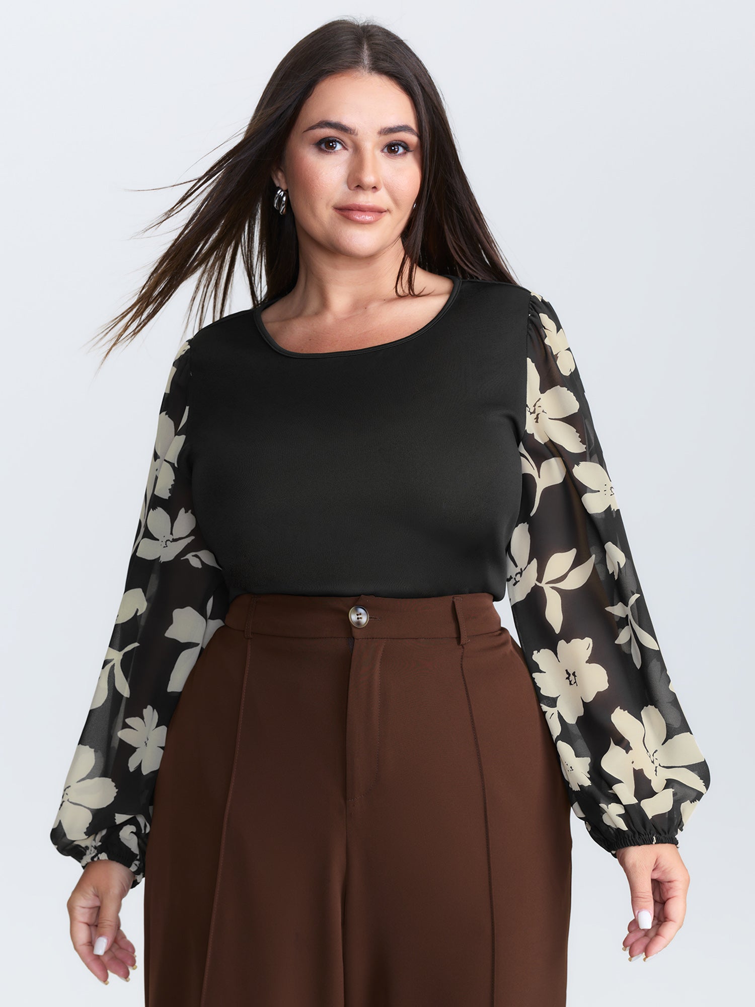 Floral Monochrome Print Round Neck Blouse