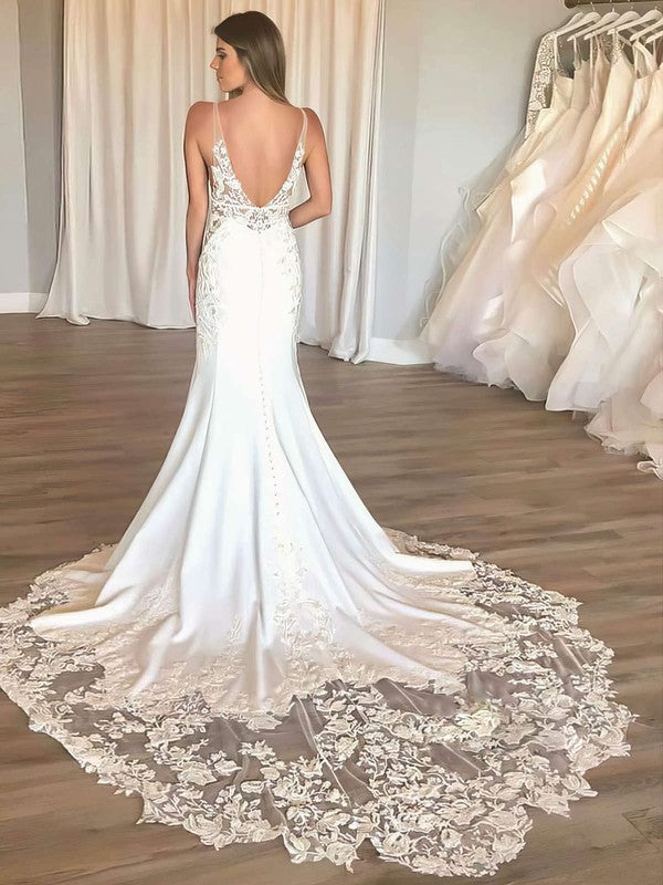 Stunning Chapel Train Trumpet V-Neck Backless Lace Wedding Dresses with Appliques