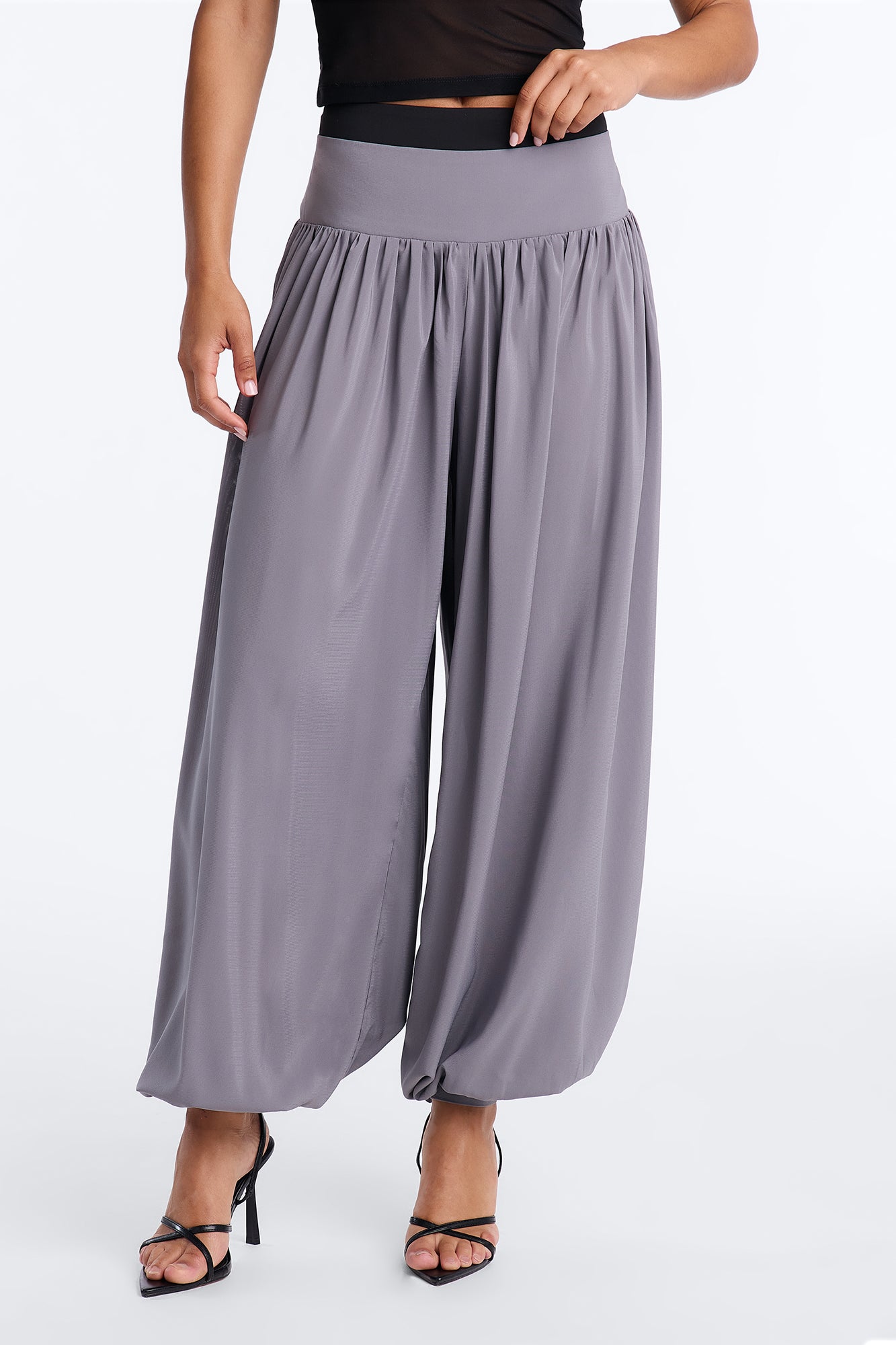 Jacqueline Low Rise Flowy Gauze Jogger - Grey