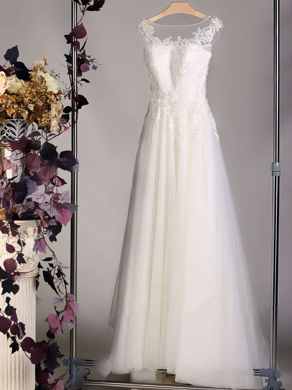 Elegant Bateau Ball Gown Sleeveless Sweep Train Tulle Wedding Dresses with Appliques