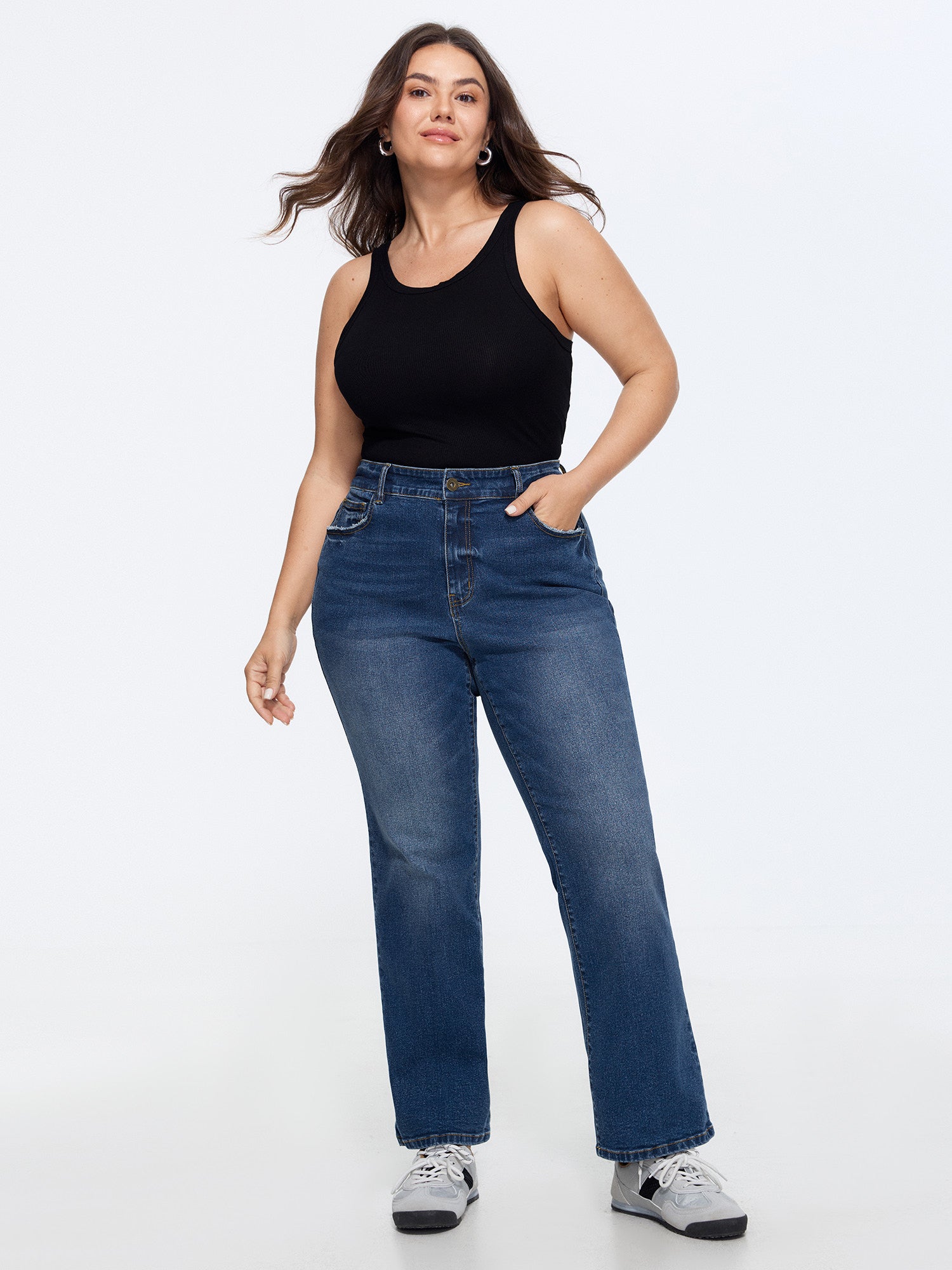 Stretchy Waist Straight-Leg Mid-Rise Jeans