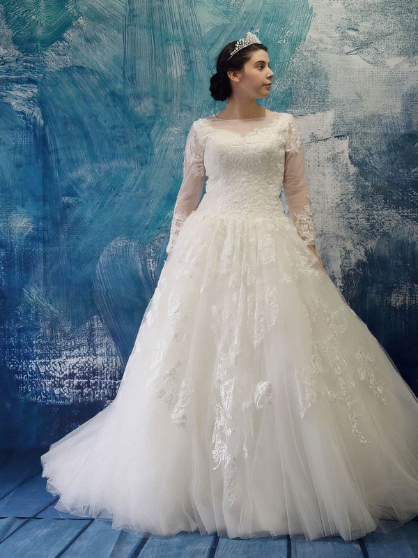 Gorgeous Appliques Lace Ball Gown Long Sleeveless Tulle Court Train Wedding Dresses