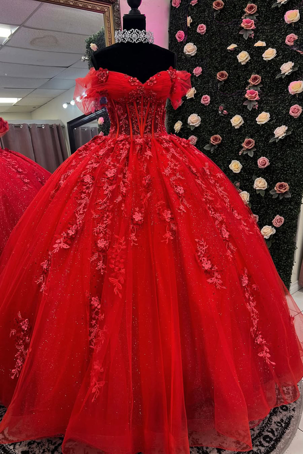 Red Sparkle Off-Shoulder Tulle Quinceanera Dress with Applique