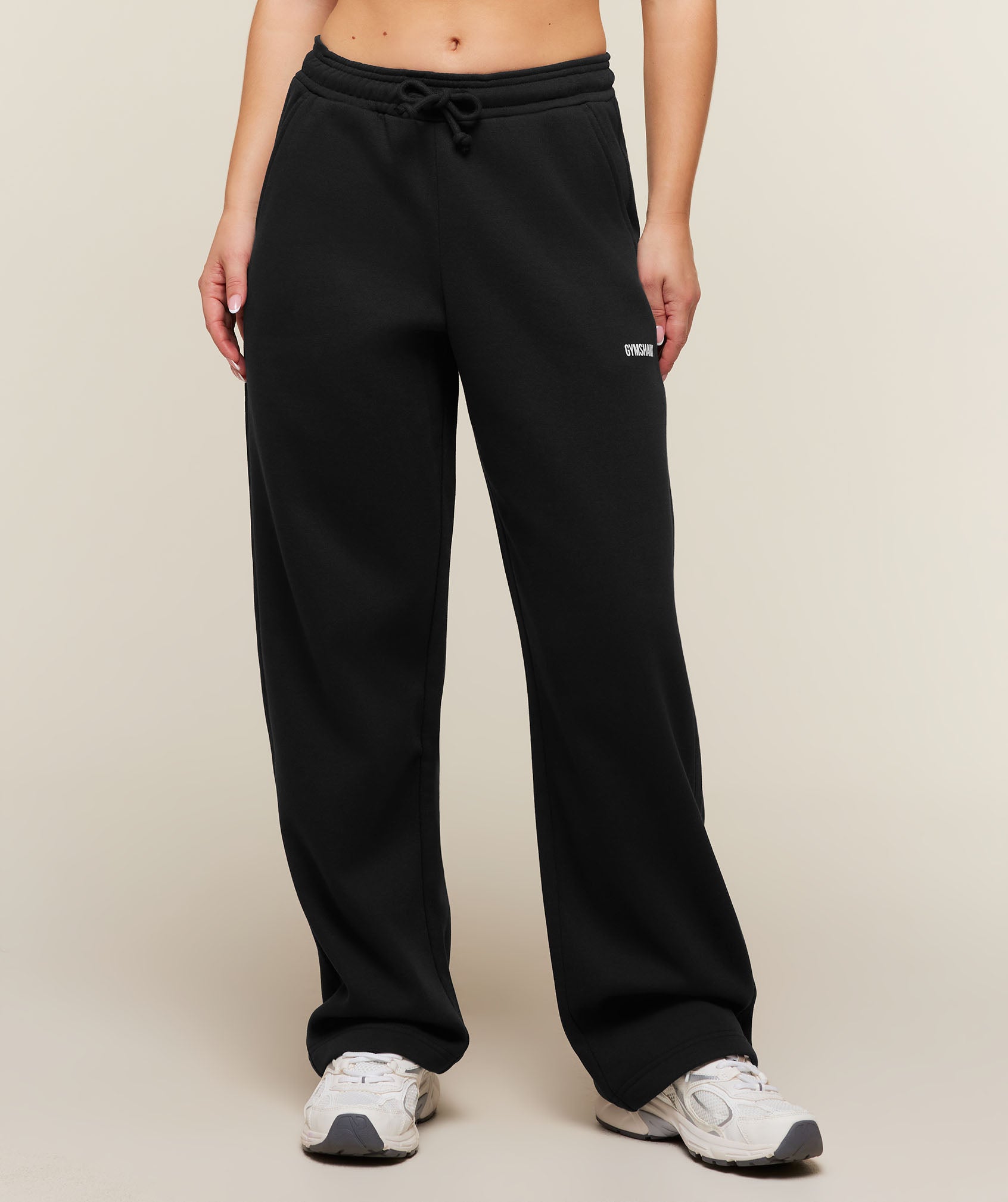 Gymshark Cosy Luxe Straight Leg Short Joggers - Black