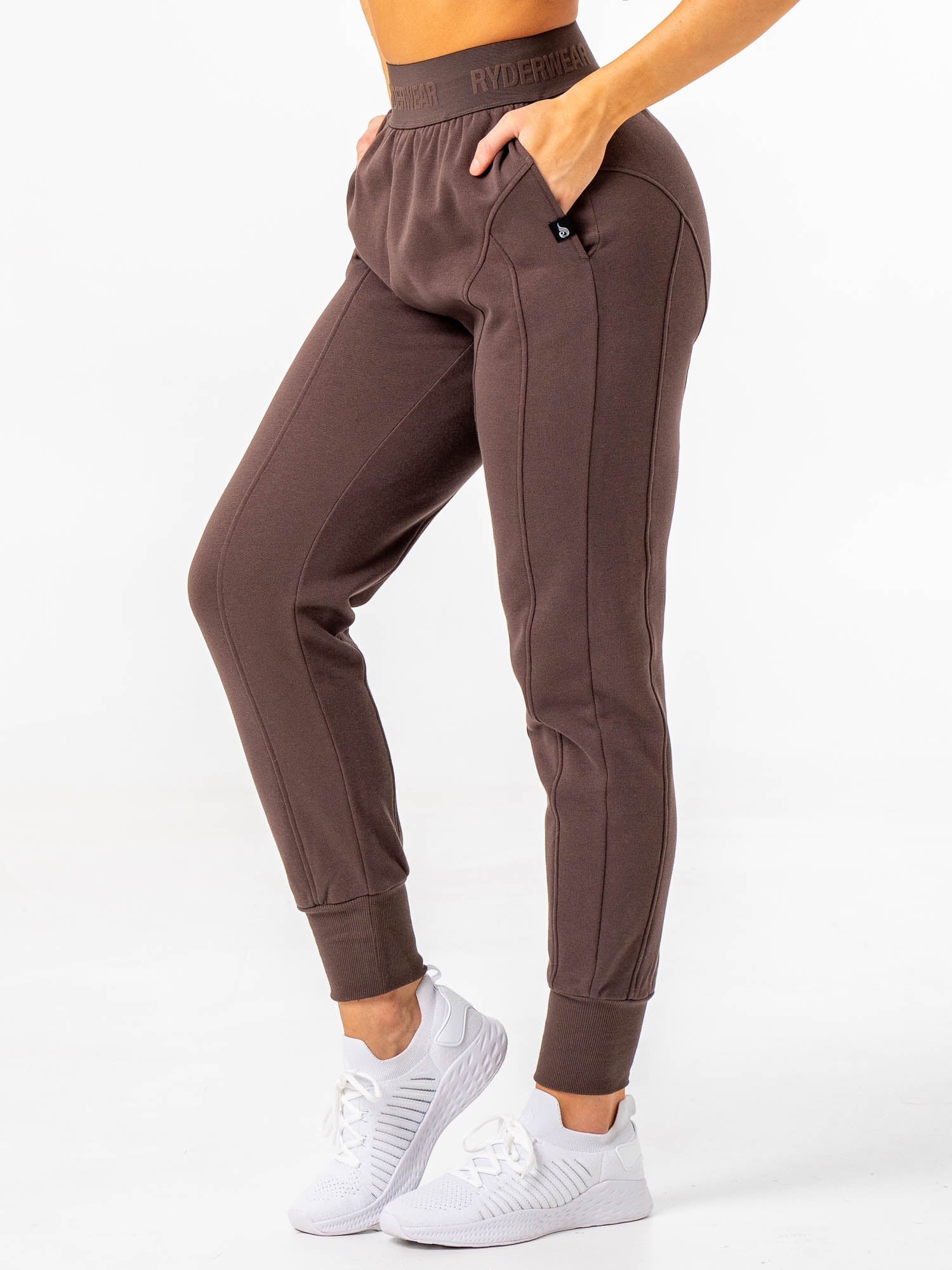 Contour Track Pants - Chocolate