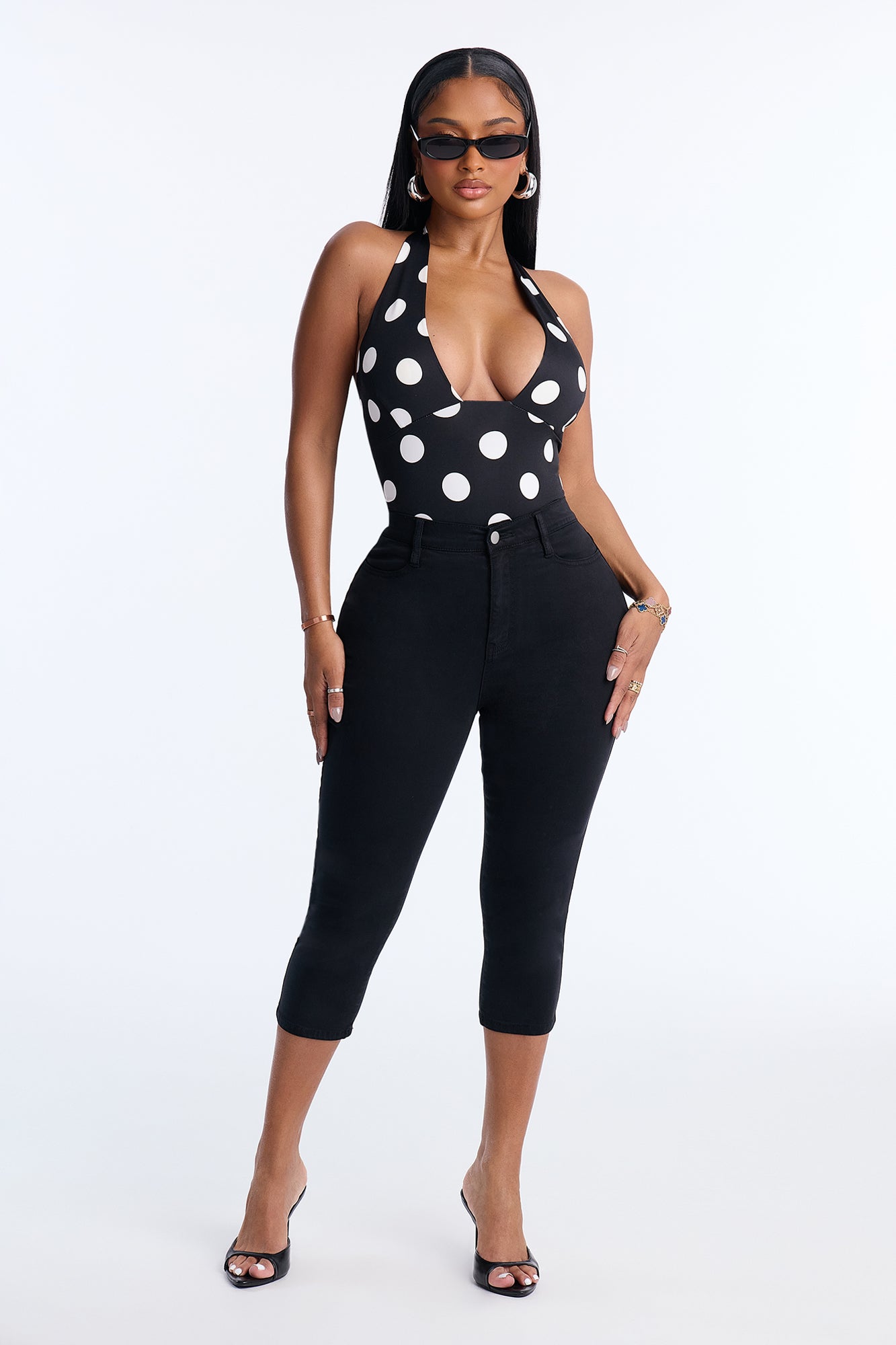Classic Color High Waist Capri Jeans - Black