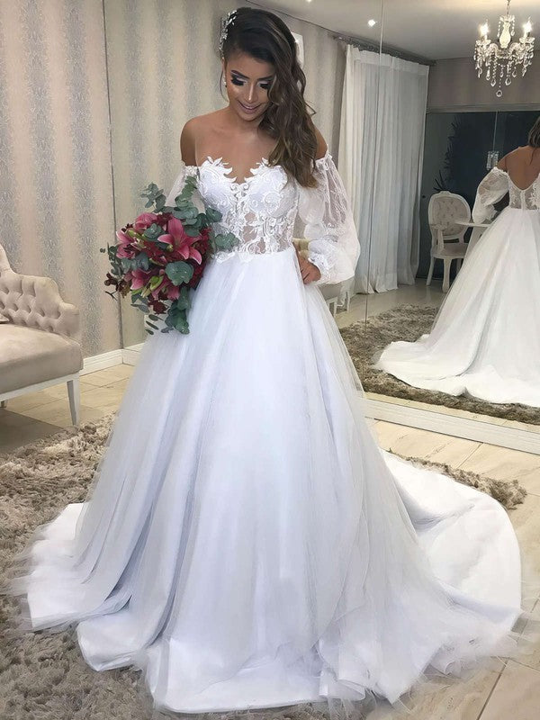 Glamorous Sweetheart Off-The-Shoulder Long Sleeves Tulle Ball Gown Wedding Dresses with Court Train