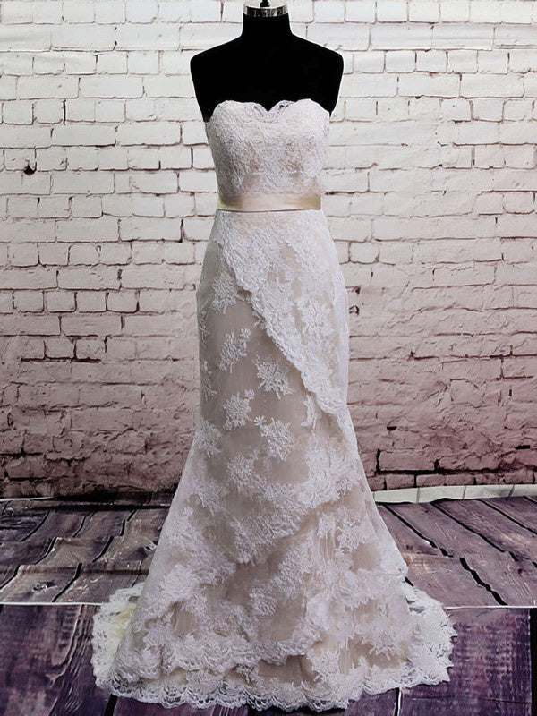 Sexy Mermaid Sweetheart Strapless Lace Court Train Wedding Dresses with Ribbon
