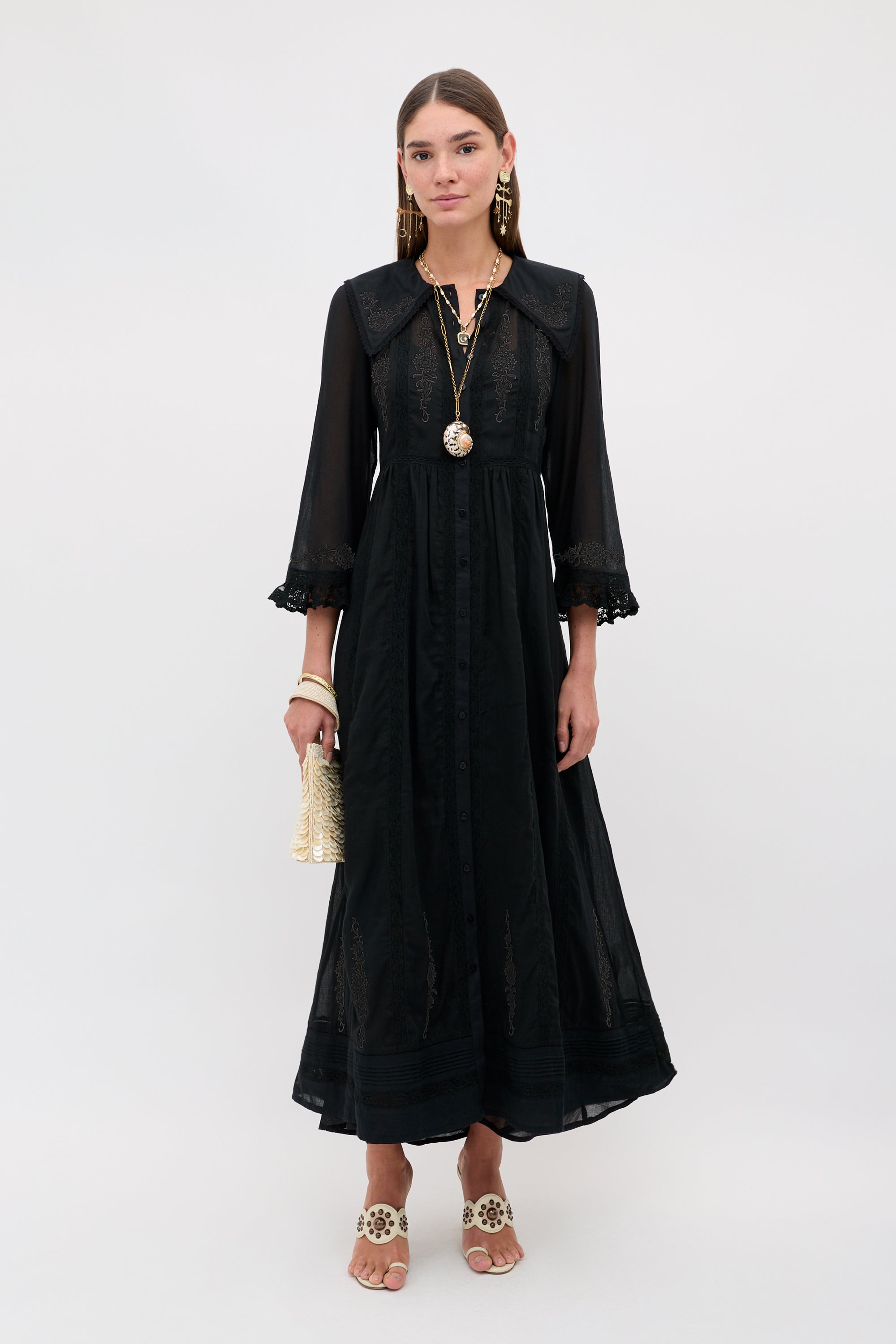 Silvi - Bud Trail Embroidery Black