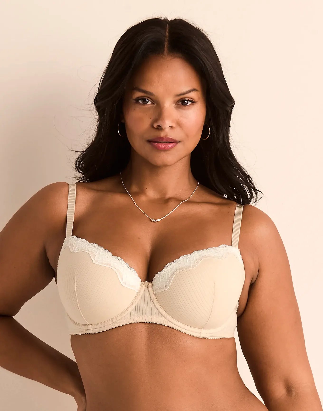 Lilou Demi Bra
