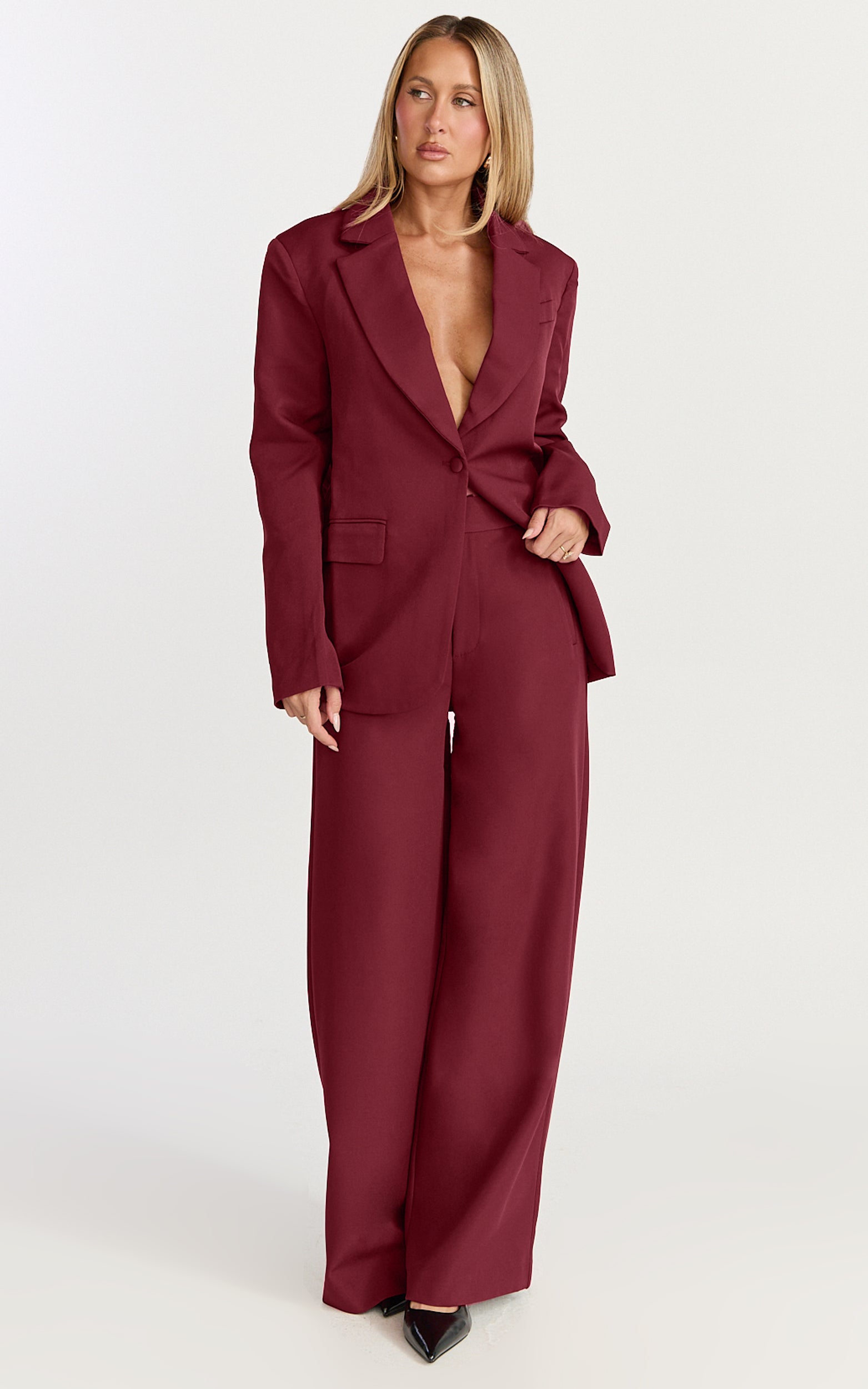 Selena Blazer - Oversized Single Breasted Blazer in Wine