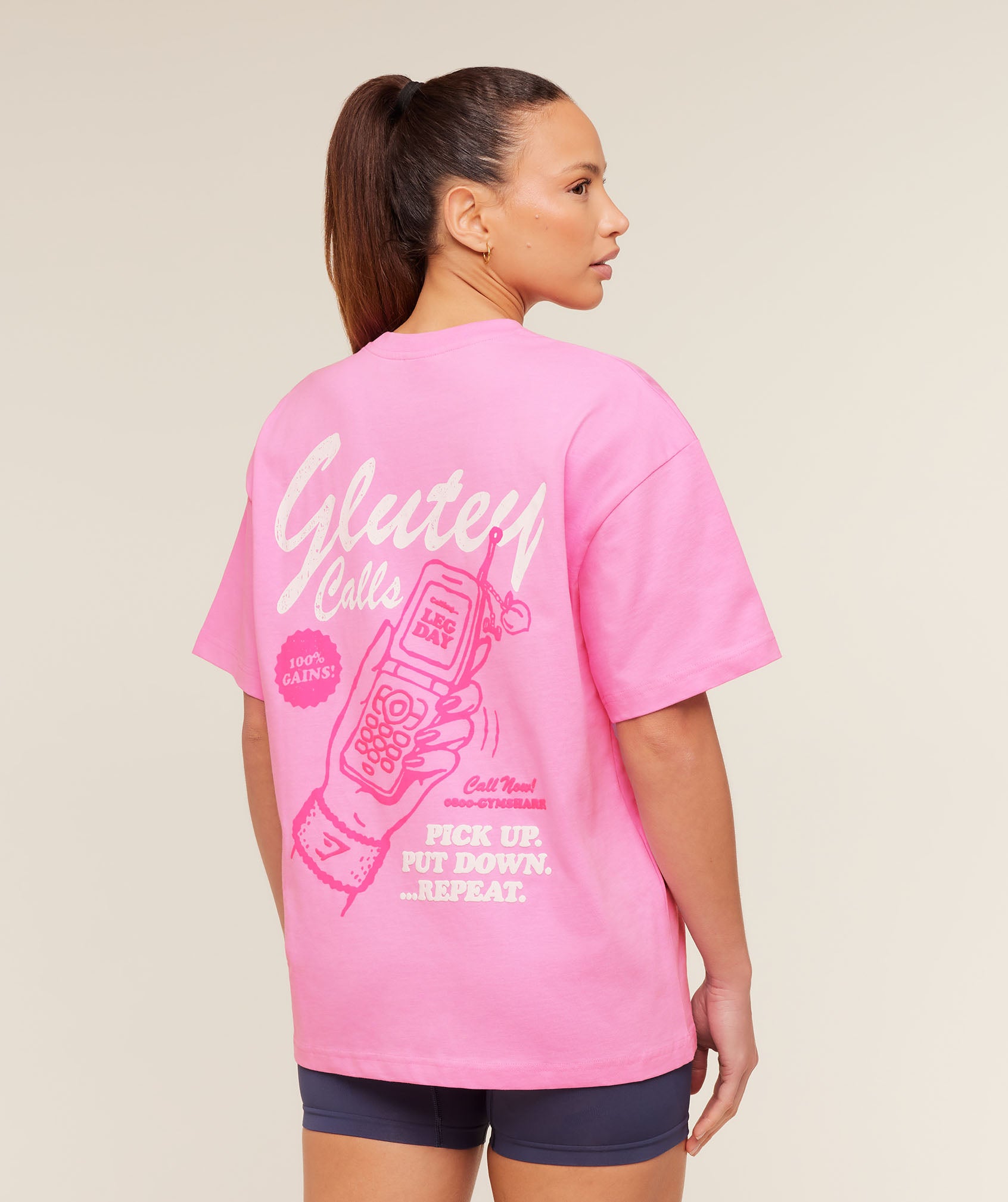 Gymshark Glutey Calls Graphic T-Shirt - Focus Pink